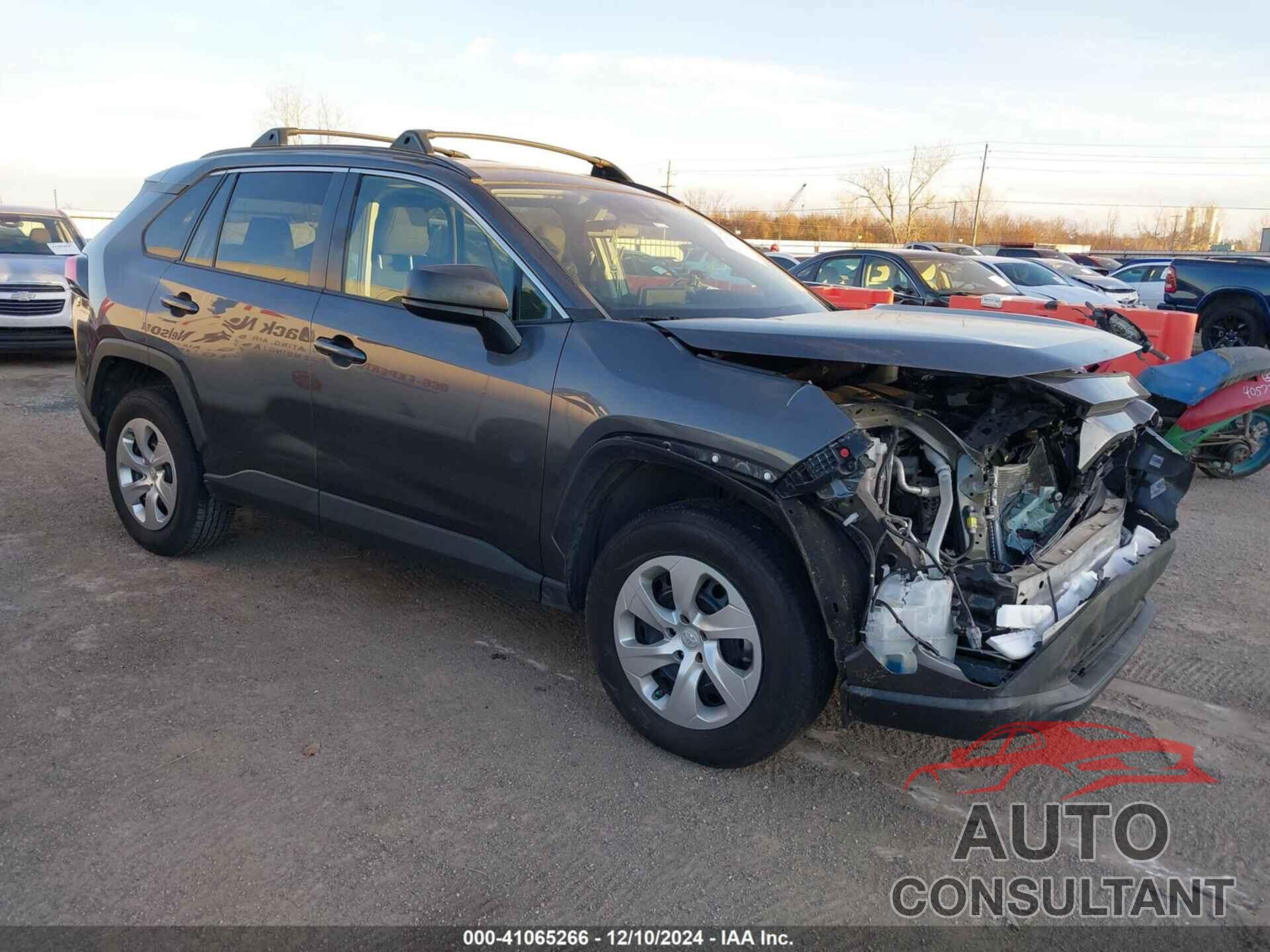 TOYOTA RAV4 2019 - 2T3H1RFVXKW038552