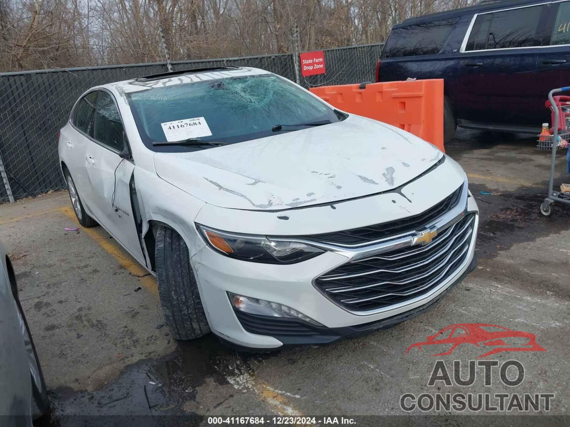 CHEVROLET MALIBU 2021 - 1G1ZD5ST4MF016861