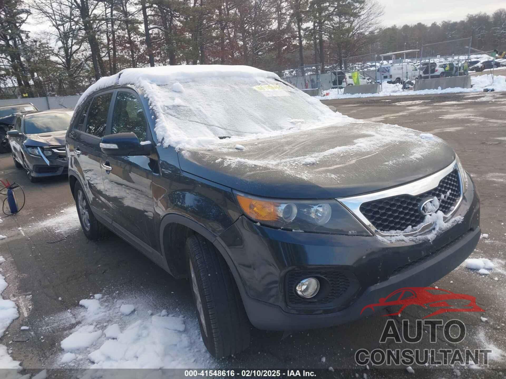 KIA SORENTO 2012 - 5XYKT3A67CG235210