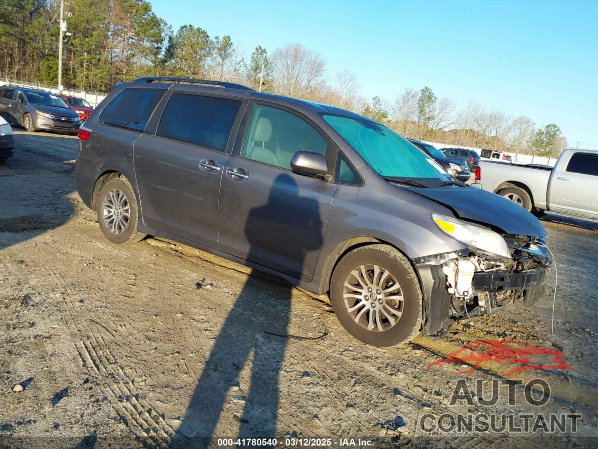 TOYOTA SIENNA 2020 - 5TDYZ3DC9LS036771