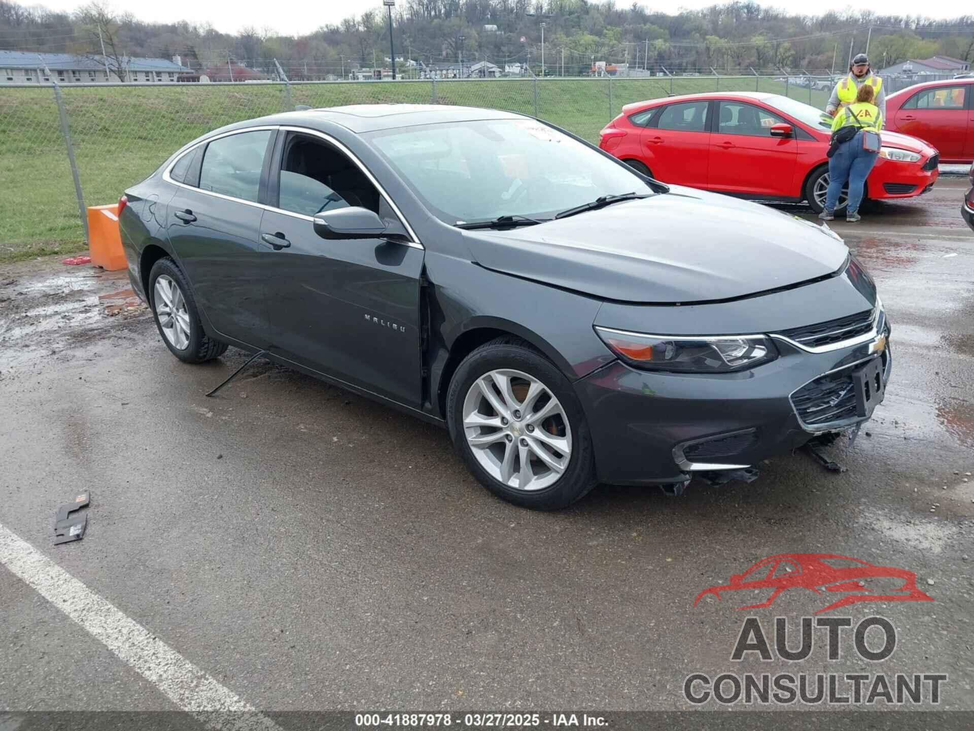 CHEVROLET MALIBU 2018 - 1G1ZD5ST2JF132801