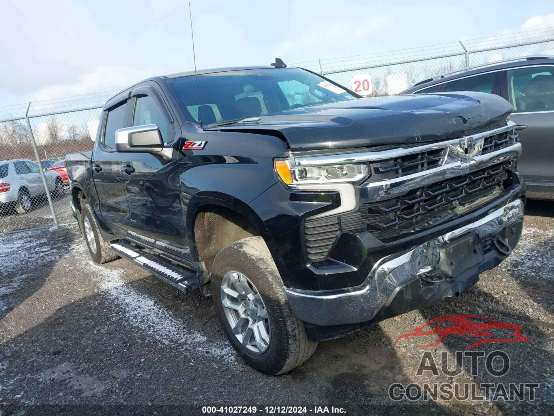 CHEVROLET SILVERADO 1500 2023 - 1GCUDDE84PZ134740