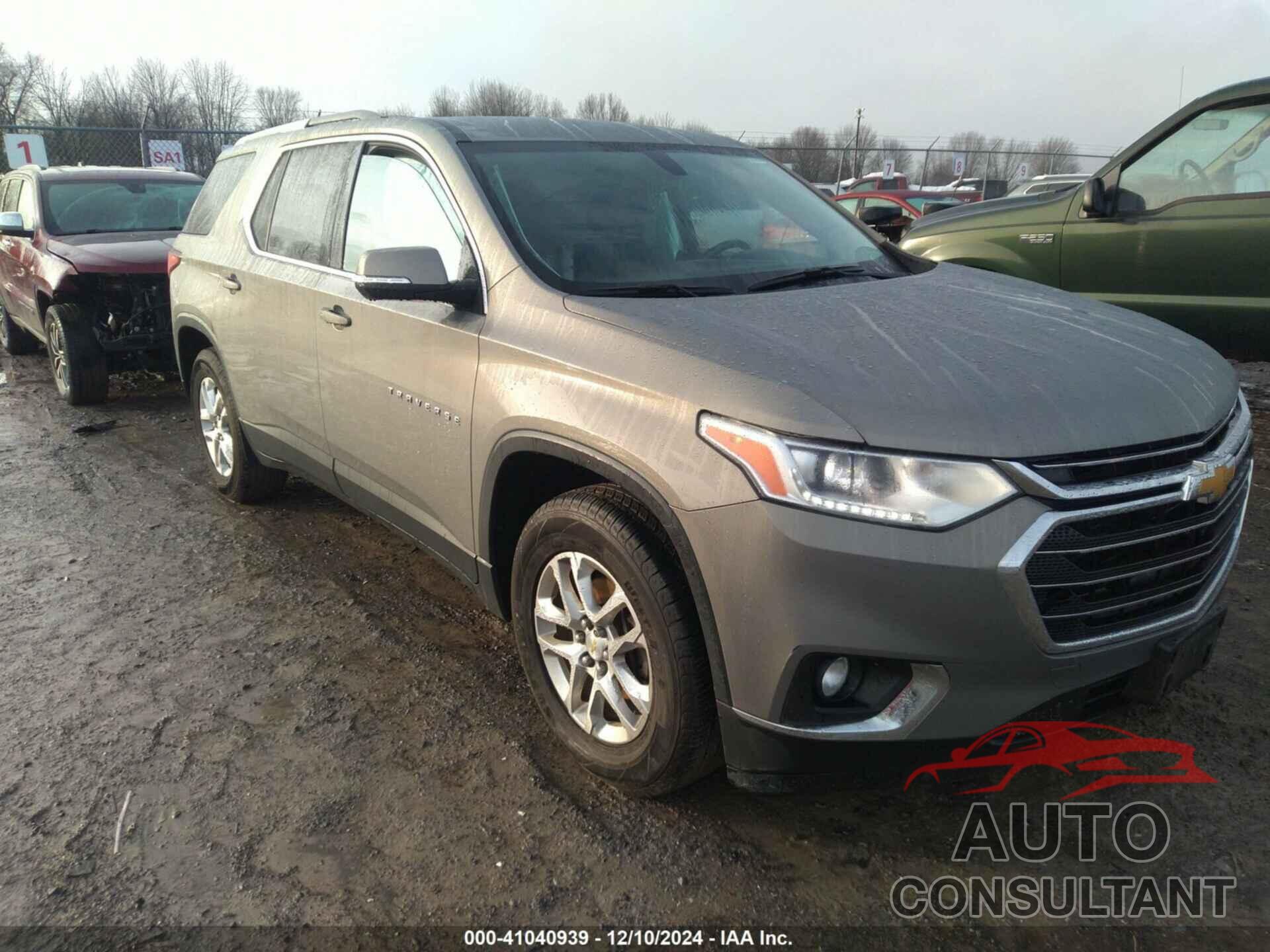 CHEVROLET TRAVERSE 2018 - 1GNERGKW6JJ245488