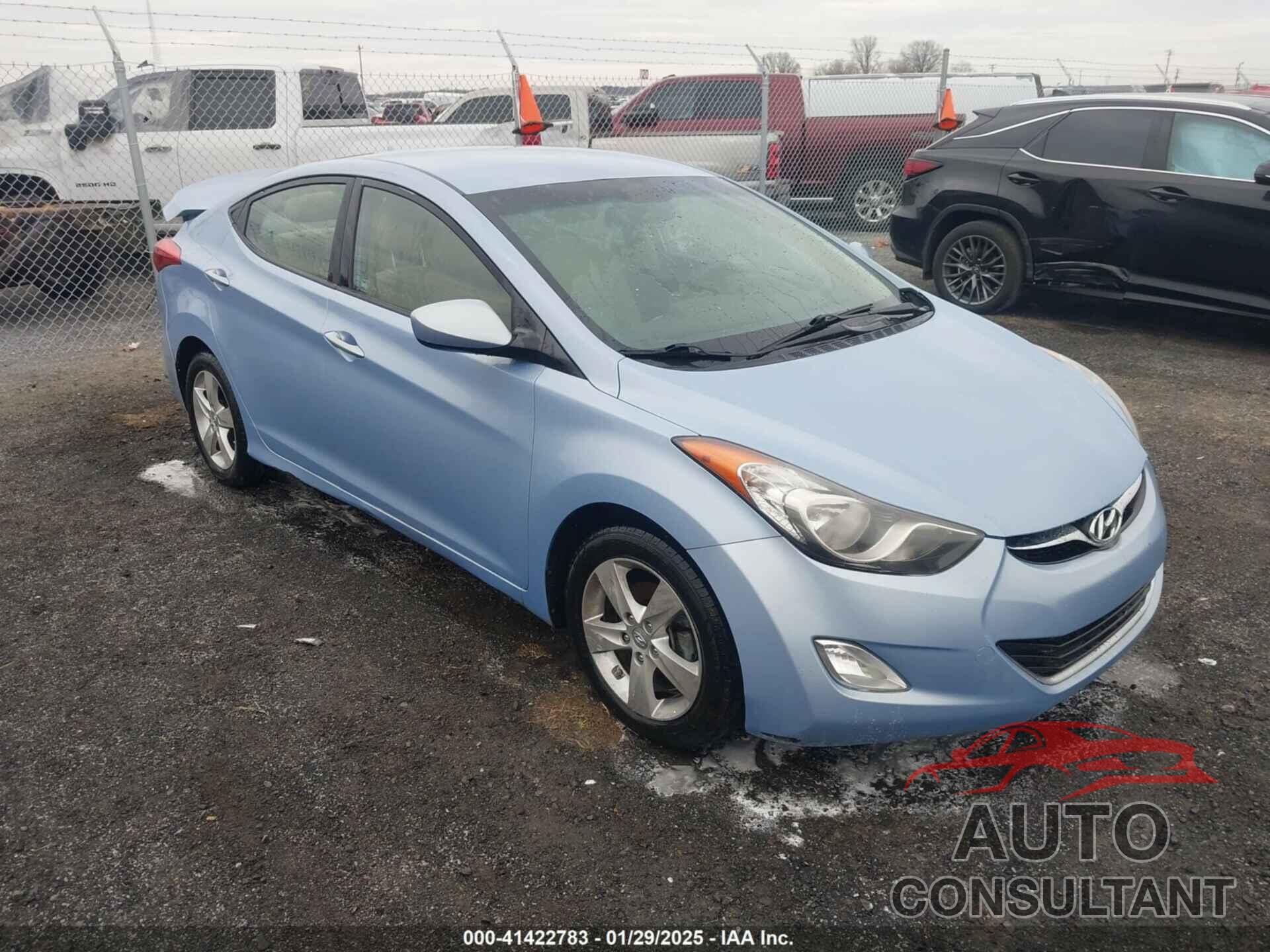 HYUNDAI ELANTRA 2013 - KMHDH4AE8DU727487
