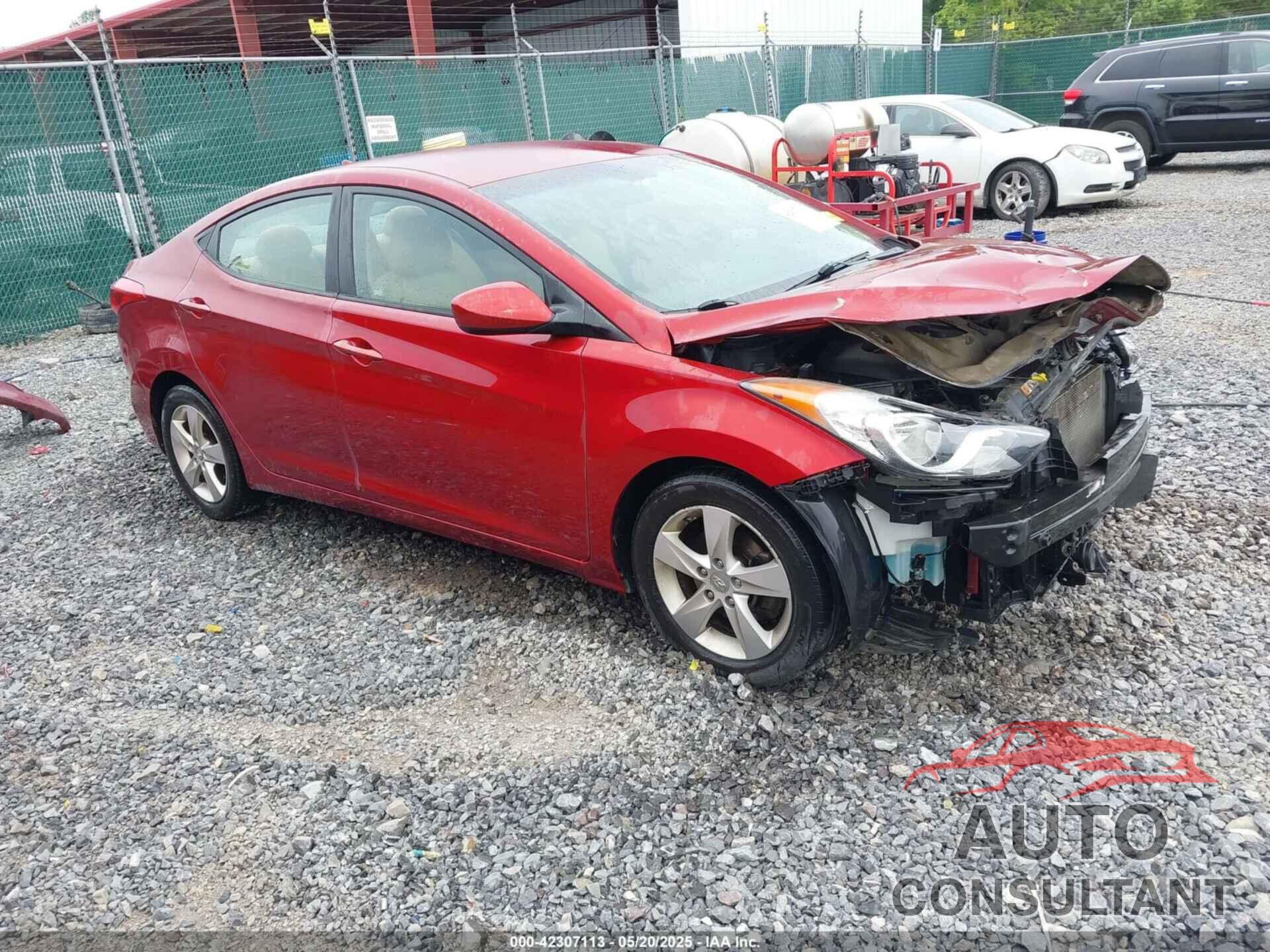 HYUNDAI ELANTRA 2013 - 5NPDH4AE8DH444392