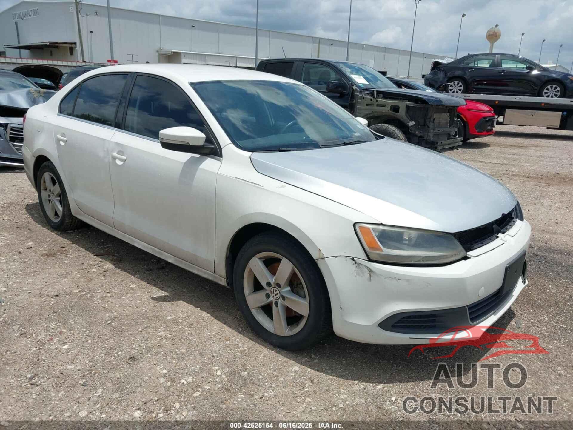 VOLKSWAGEN JETTA 2014 - 3VWLL7AJ4EM366694