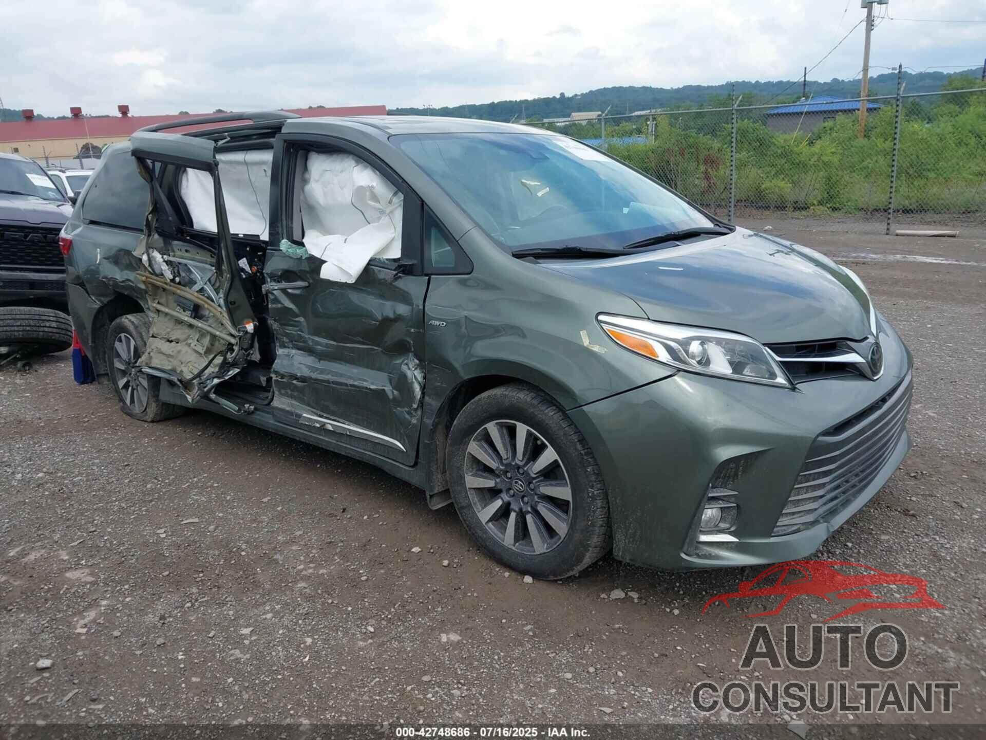 TOYOTA SIENNA 2020 - 5TDDZ3DC2LS237300