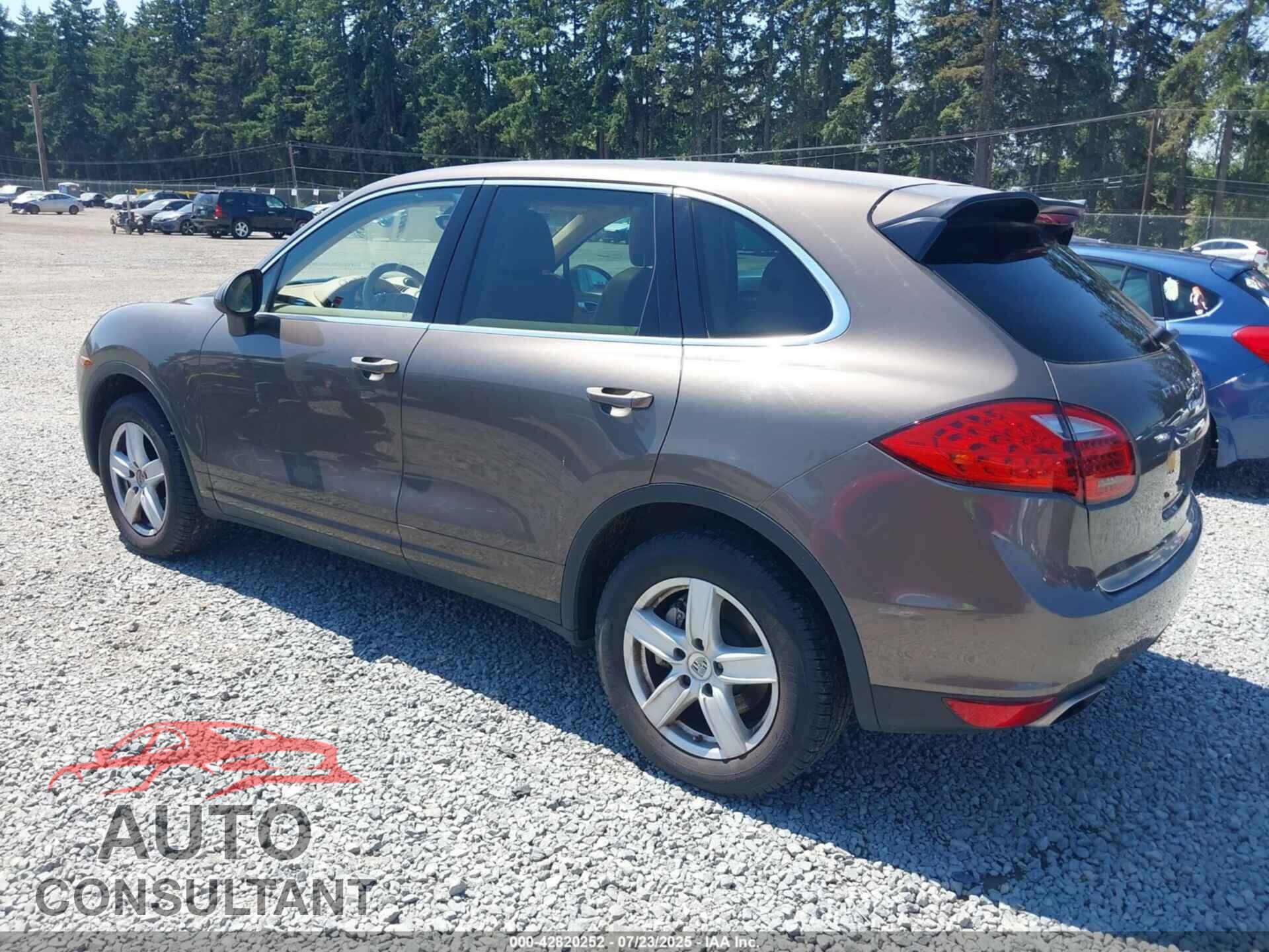 PORSCHE CAYENNE 2012 - WP1AB2A28CLA51211