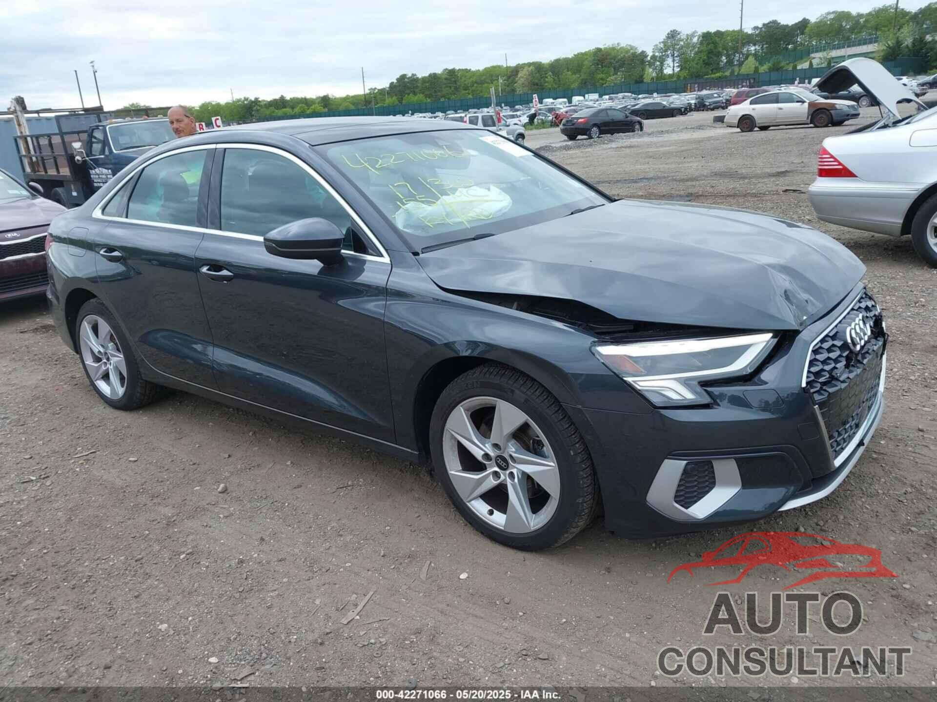 AUDI A3 2024 - WAUGUDGY8RA053877