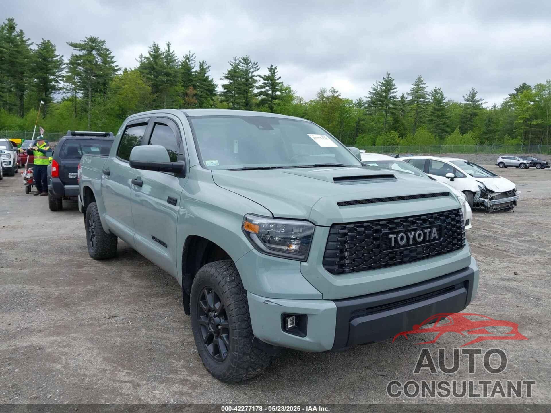 TOYOTA TUNDRA 2021 - 5TFDY5F17MX033498