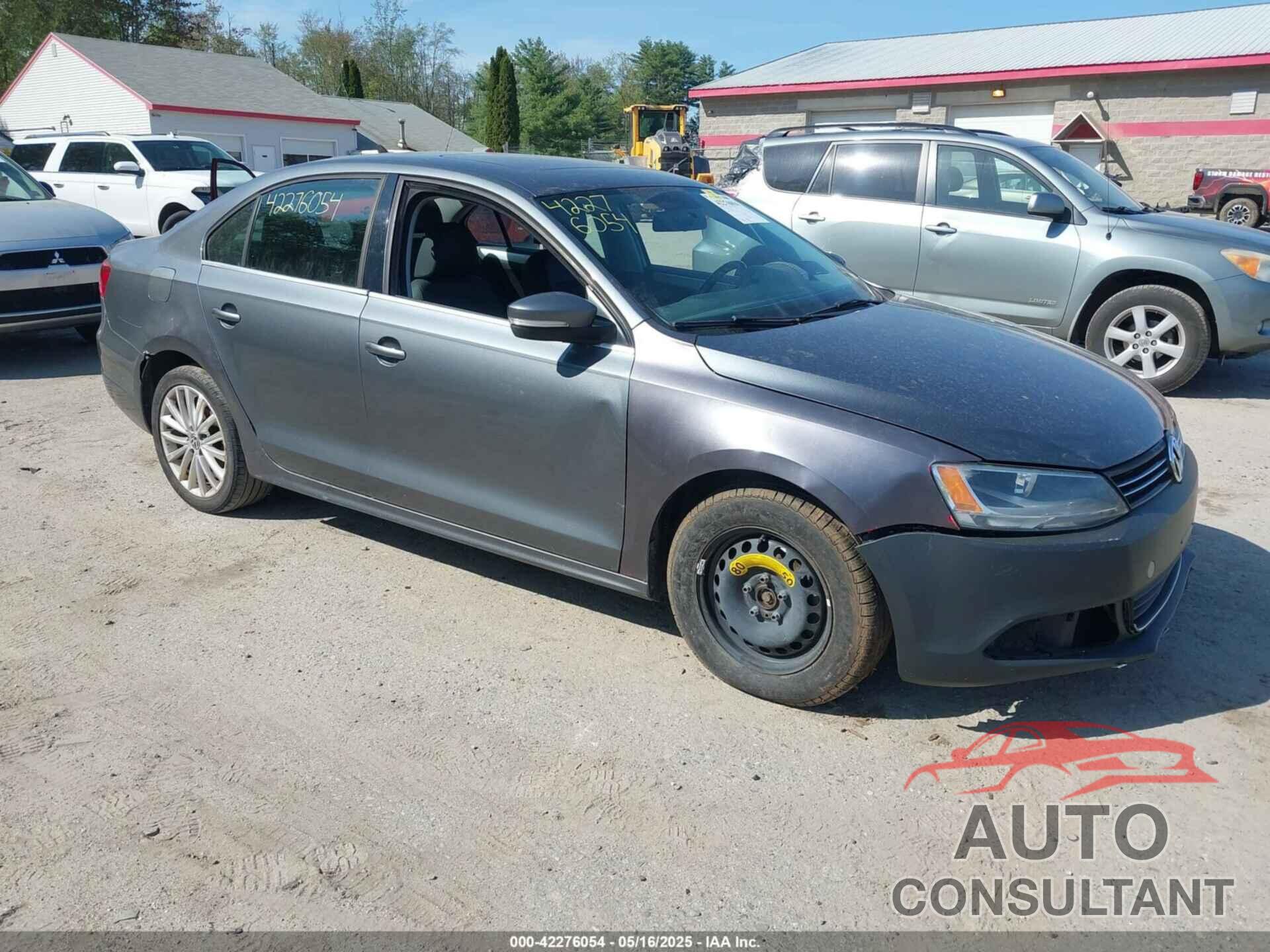 VOLKSWAGEN JETTA 2012 - 3VWLX7AJ4CM471141