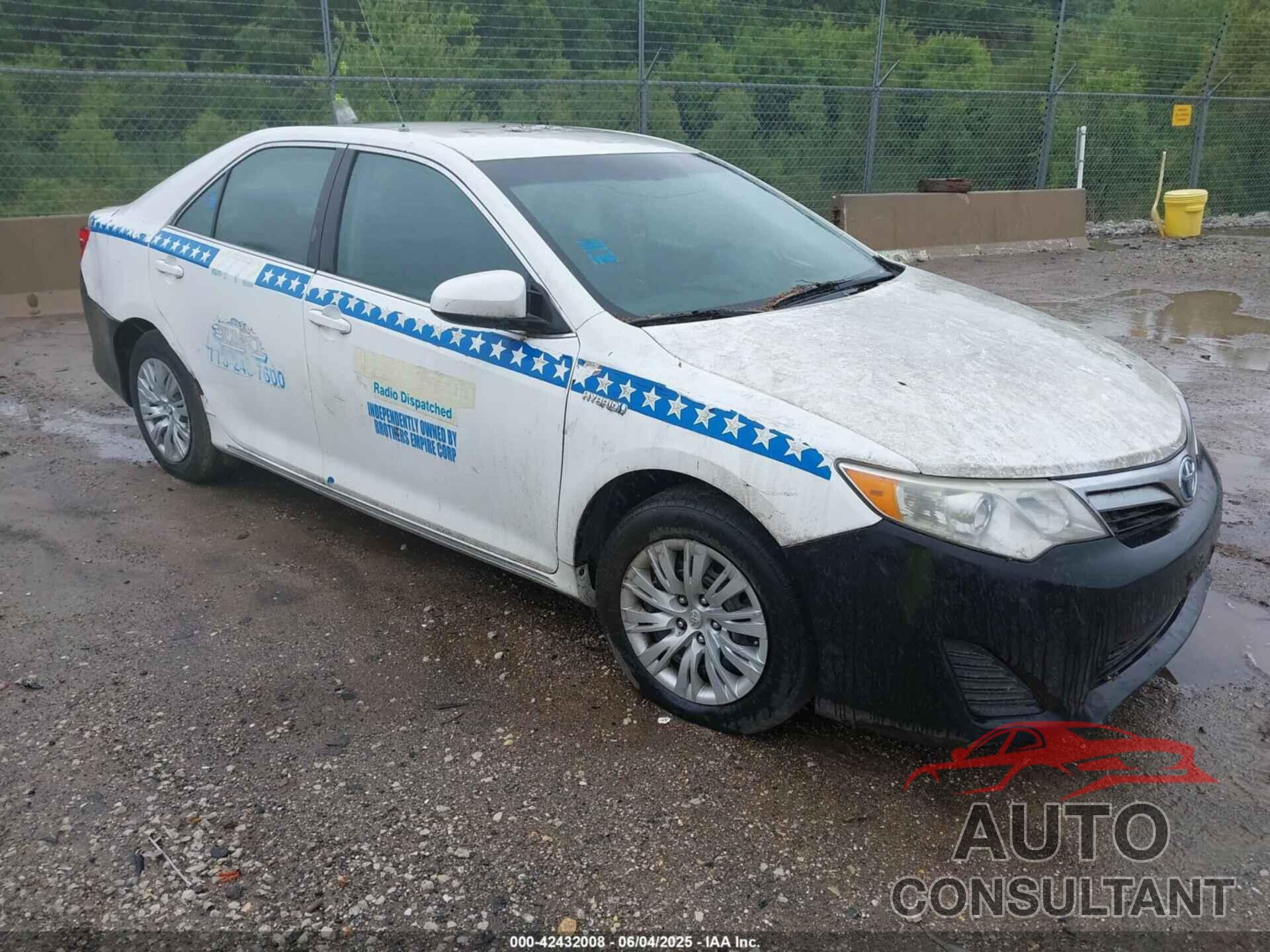 TOYOTA CAMRY HYBRID 2013 - 4T1BD1FK0DU090370