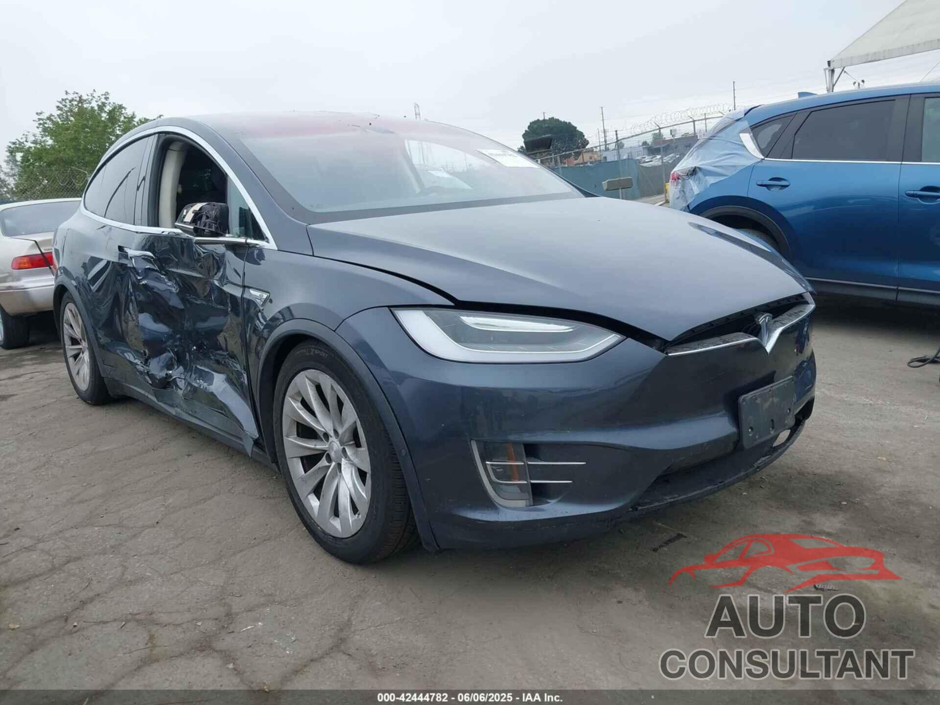 TESLA MODEL X 2016 - 5YJXCBE28GF019371
