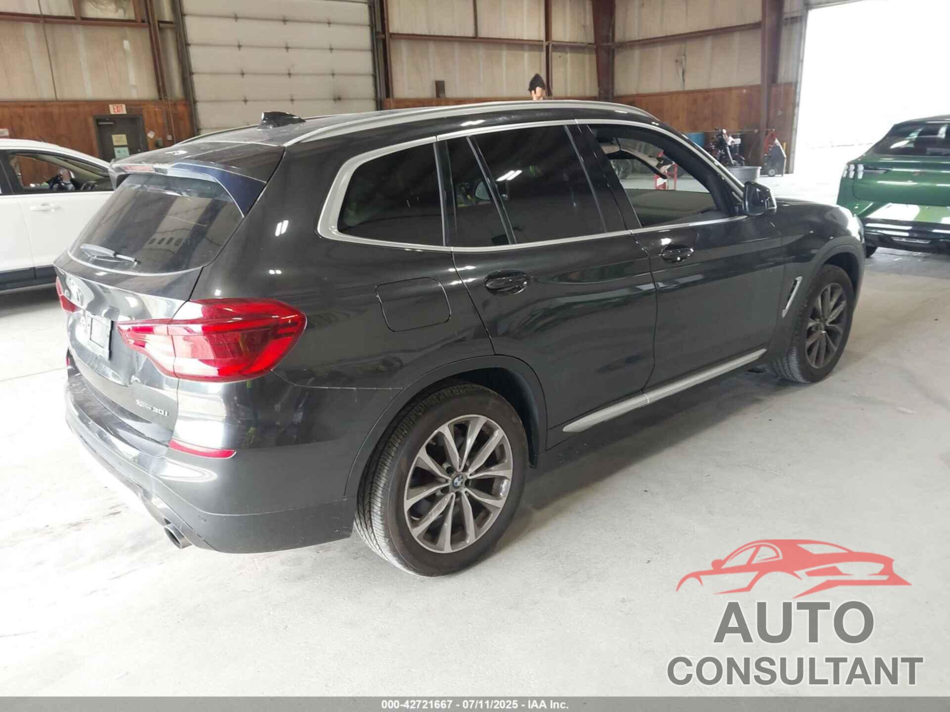 BMW X3 2019 - 5UXTR9C53KLP88576
