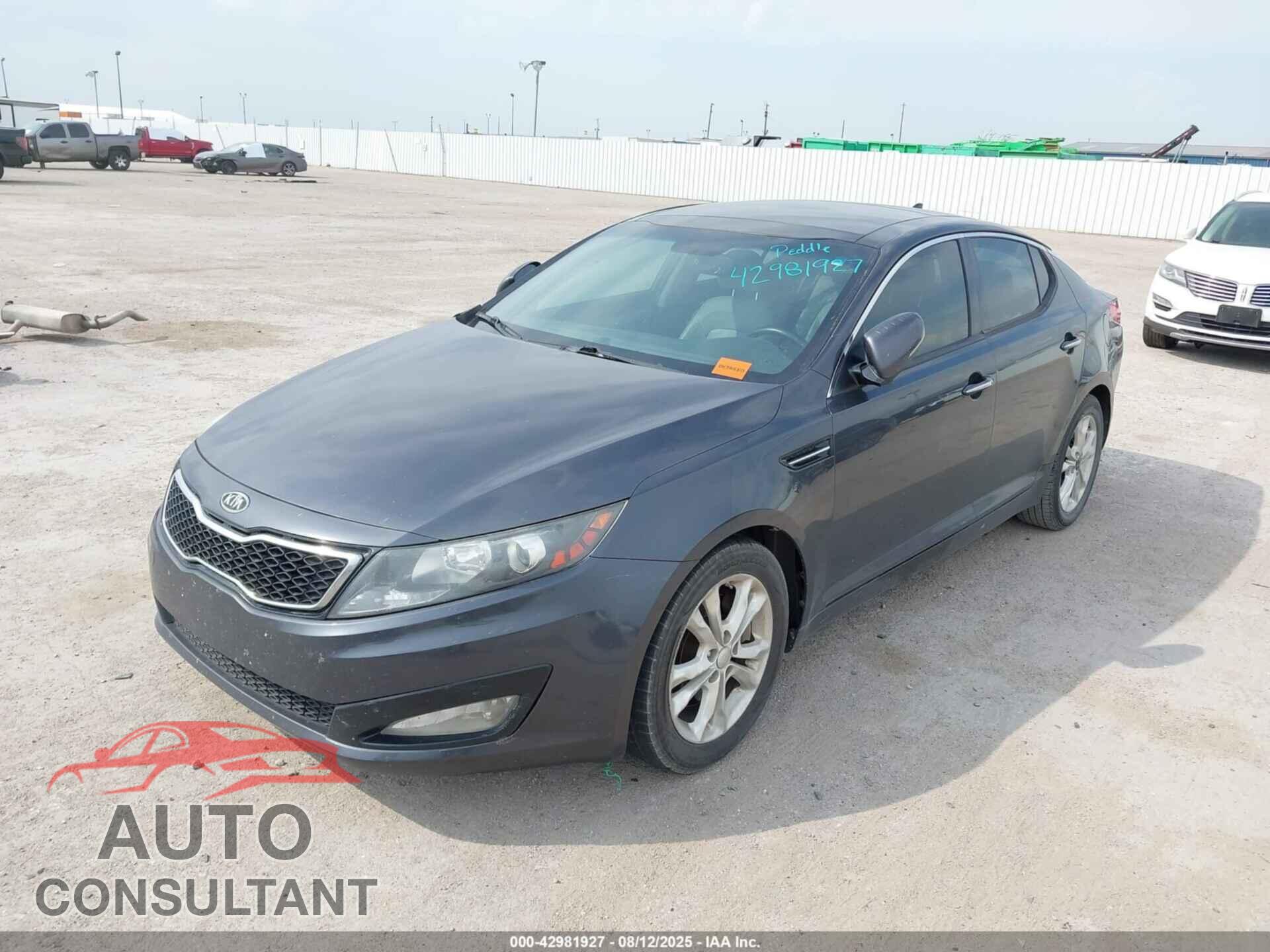 KIA OPTIMA 2011 - KNAGN4A67B5146425