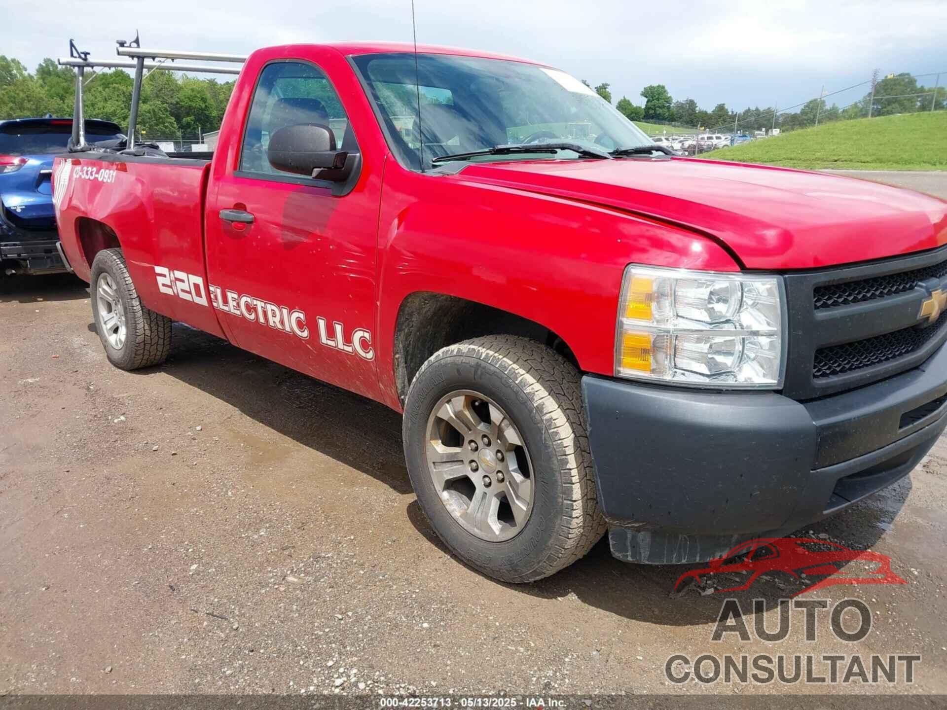 CHEVROLET SILVERADO 1500 2012 - 1GCNCPE01CZ289386