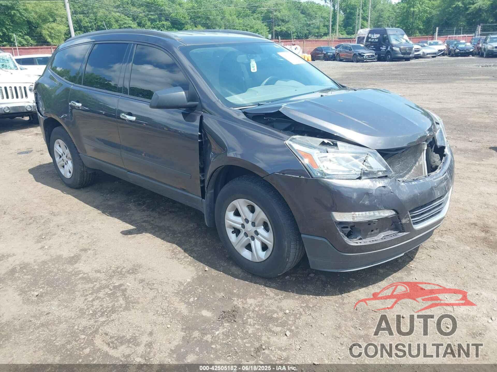 CHEVROLET TRAVERSE 2015 - 1GNKRFKD8FJ389076