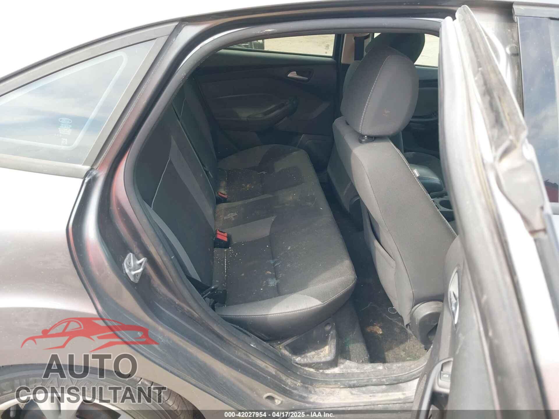 FORD FOCUS 2014 - 1FADP3F21EL161895