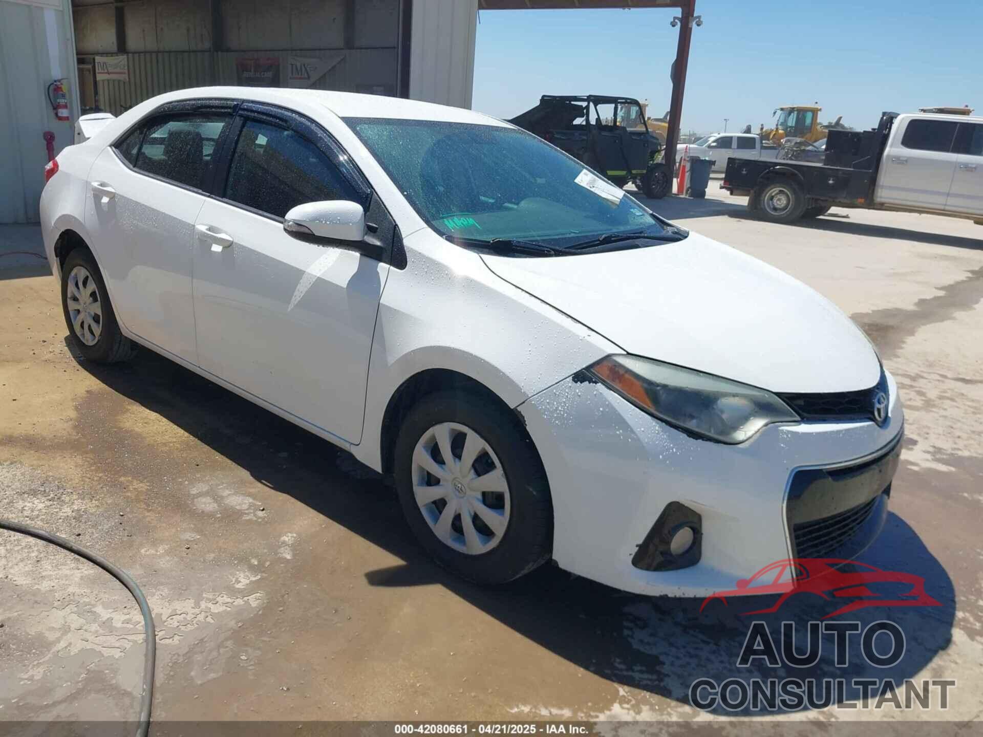 TOYOTA COROLLA 2015 - 5YFBURHE5FP184335