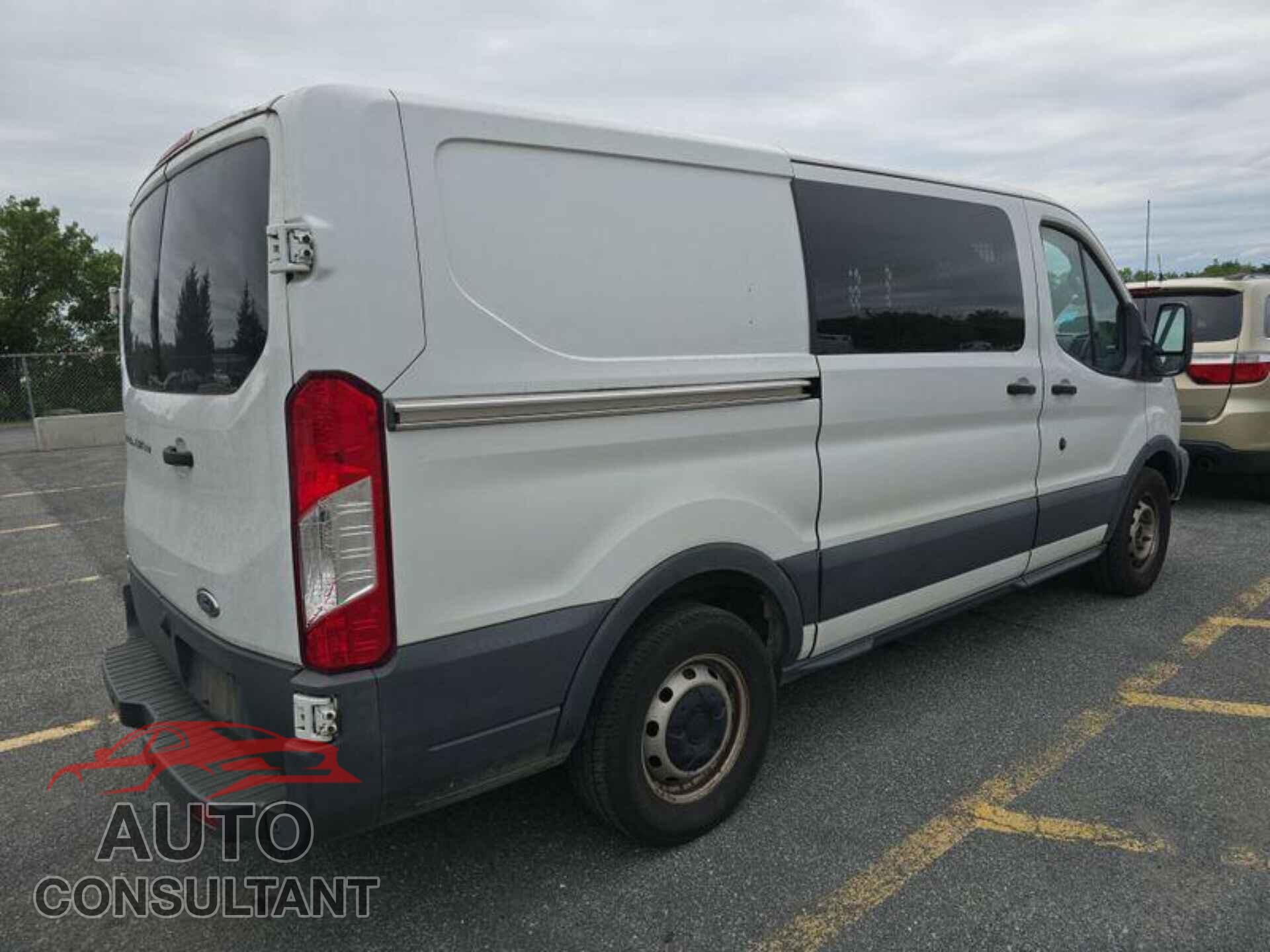 FORD TRANSIT 2017 - 1FTYE1YM5HKA76802