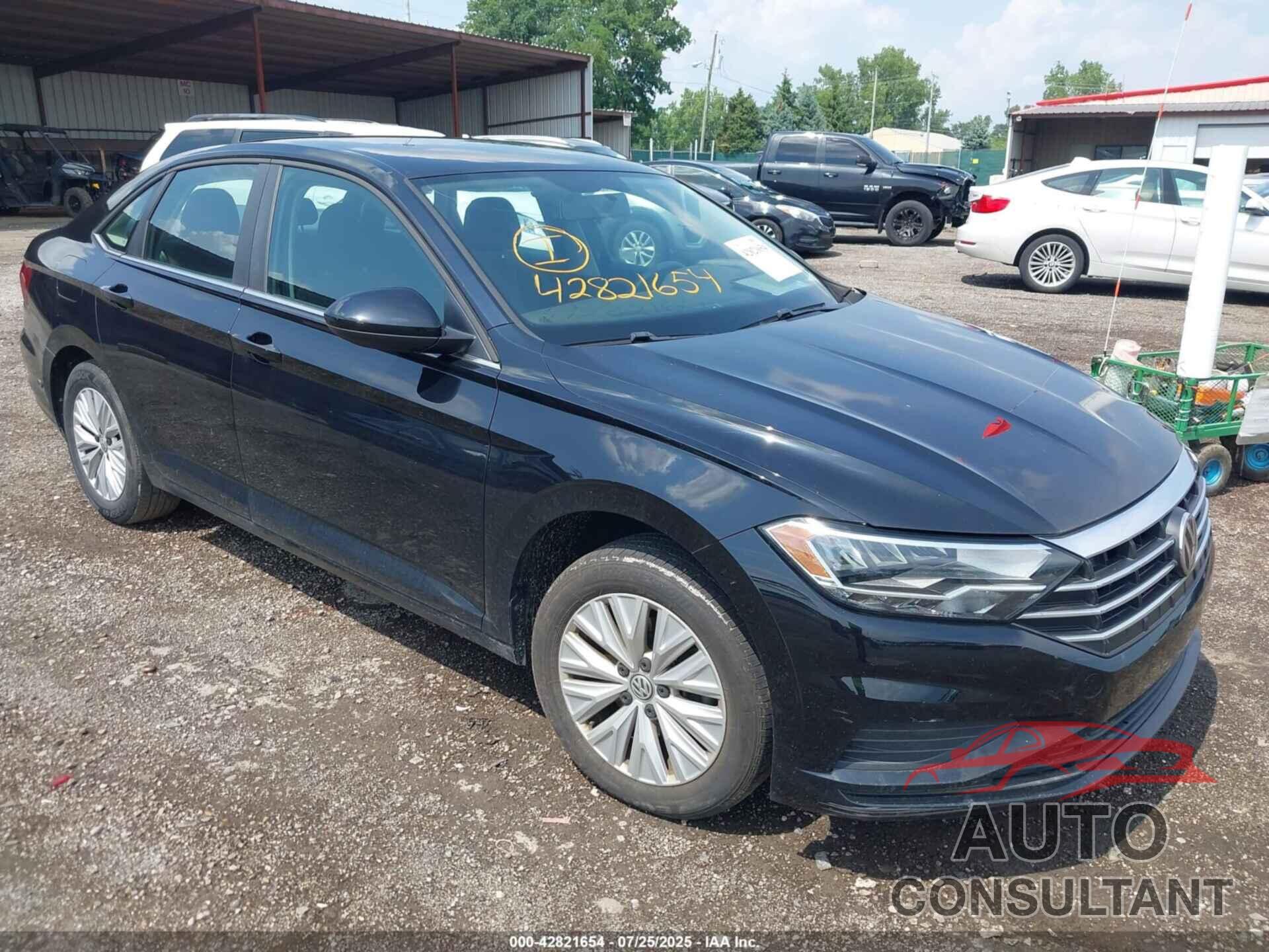 VOLKSWAGEN JETTA 2019 - 3VWC57BU8KM178663