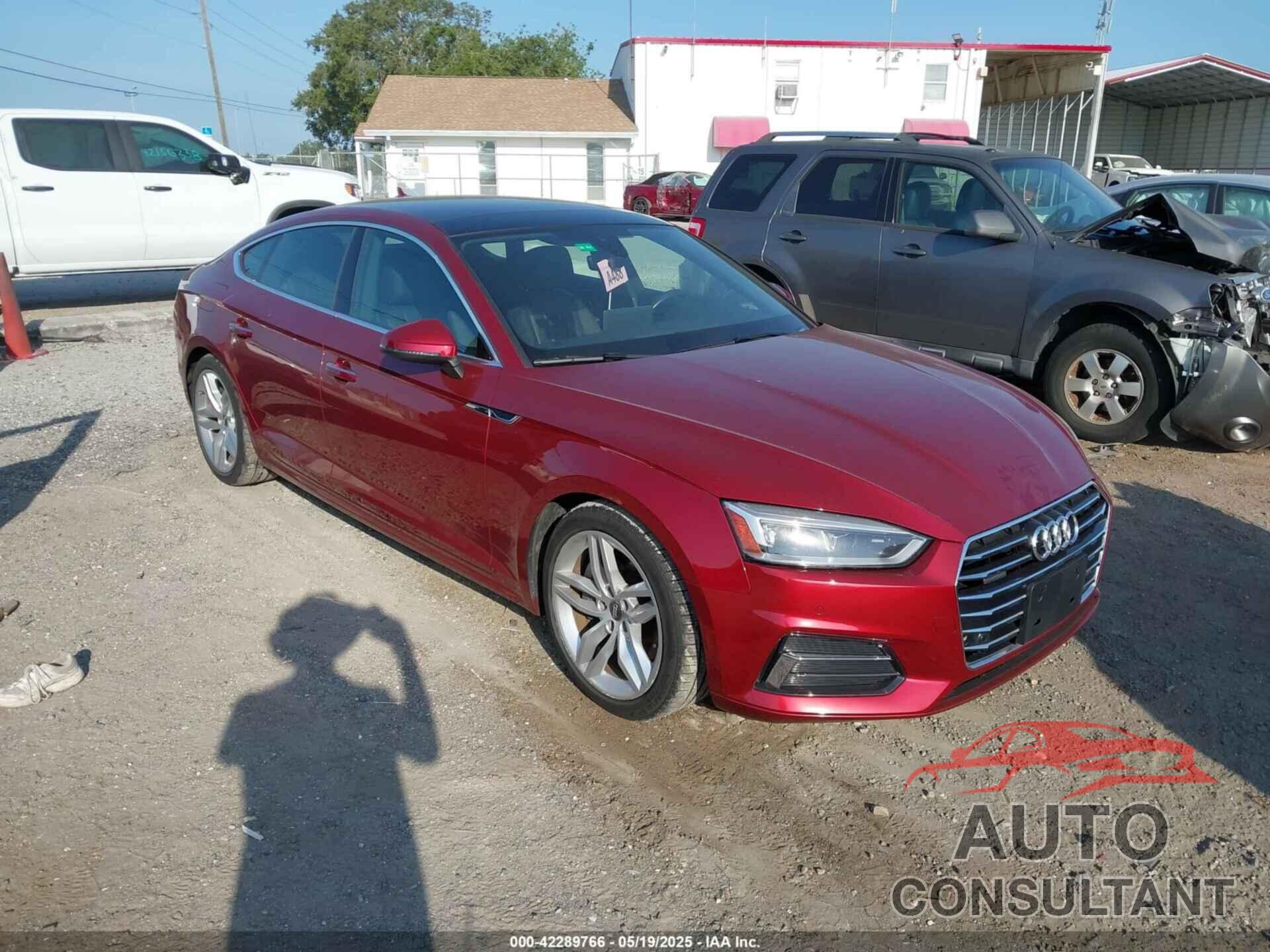 AUDI A5 2019 - WAUBNCF56KA097357