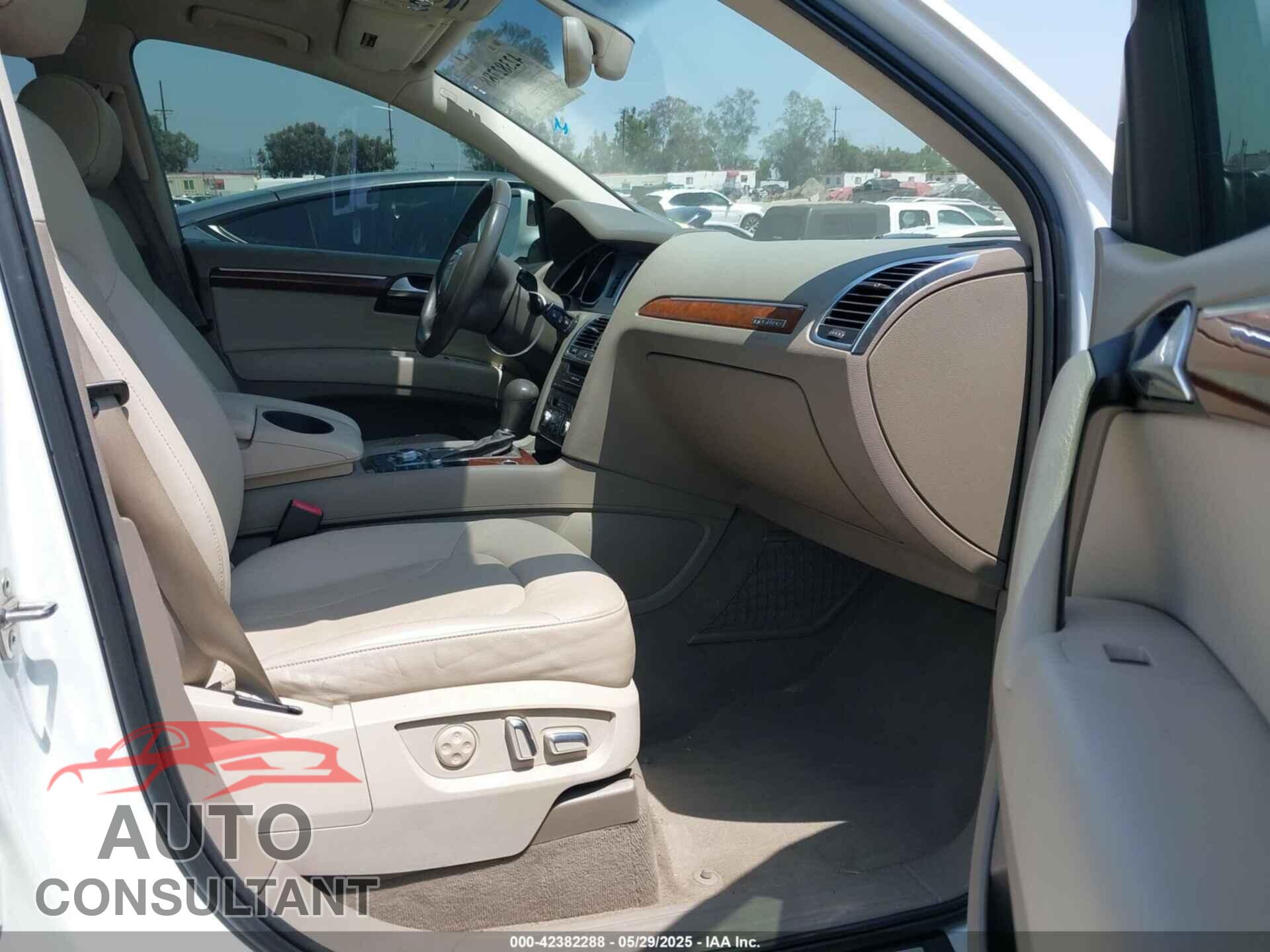 AUDI Q7 2011 - WA1DGBFE0BD004390