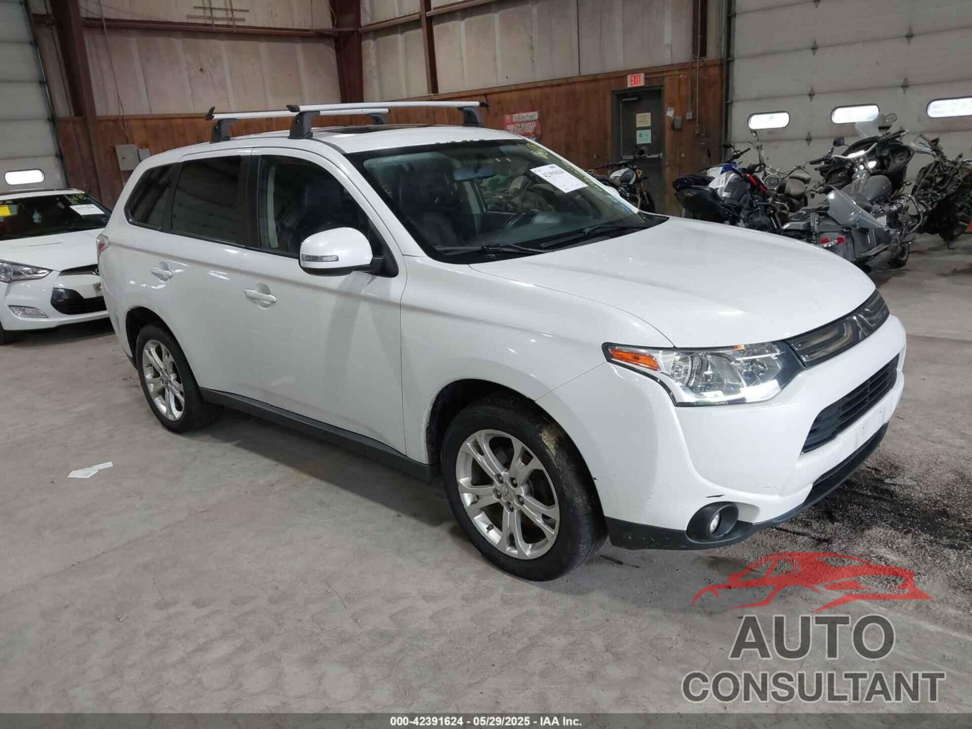 MITSUBISHI OUTLANDER 2014 - JA4AZ3A38EZ017646
