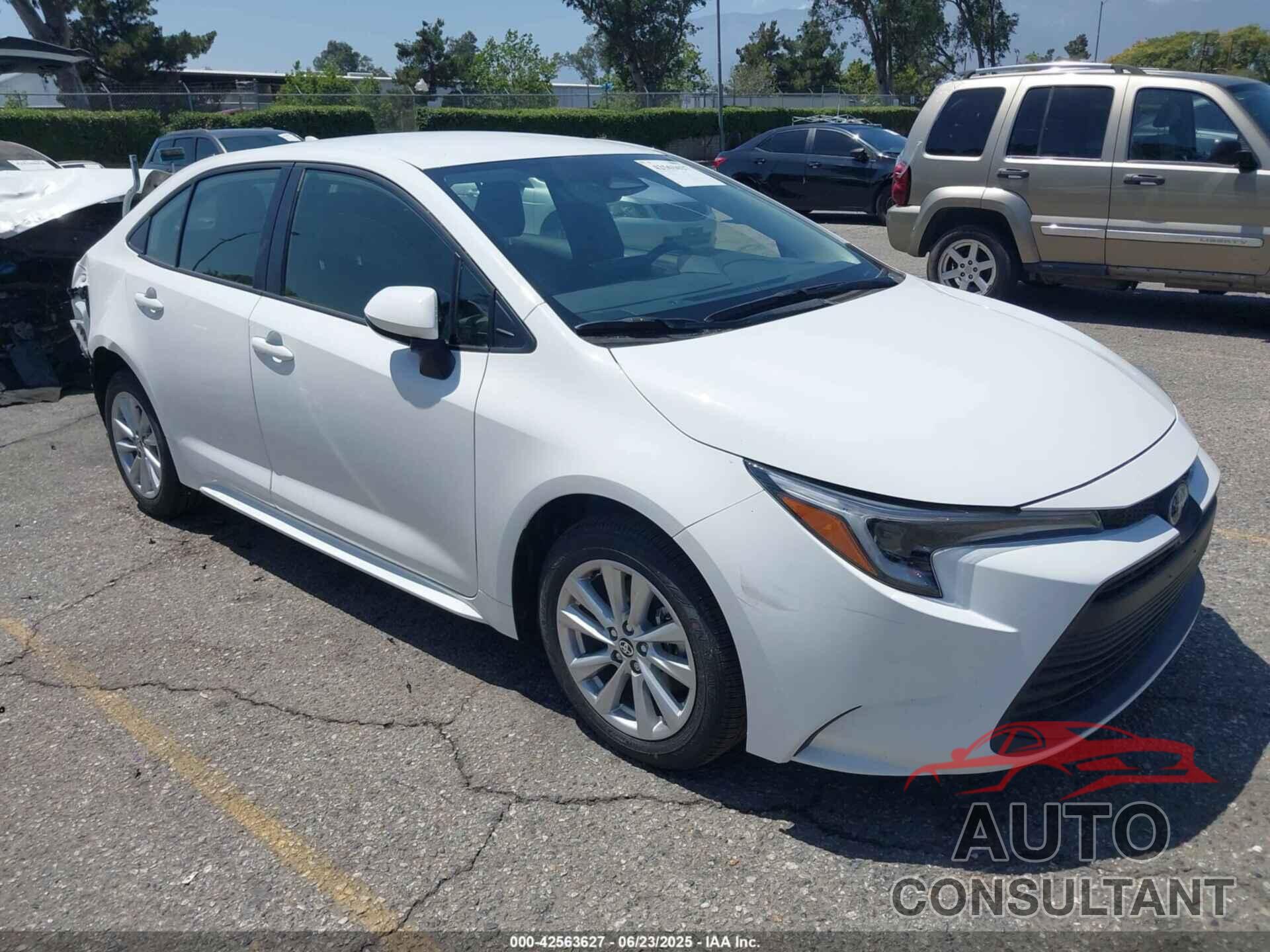 TOYOTA COROLLA 2025 - JTDBCMFE3S3096041
