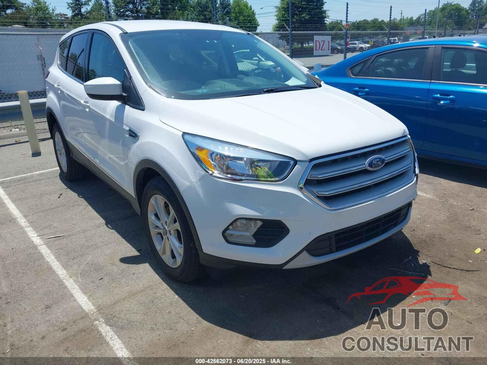 FORD ESCAPE 2019 - 1FMCU0GD2KUA04309