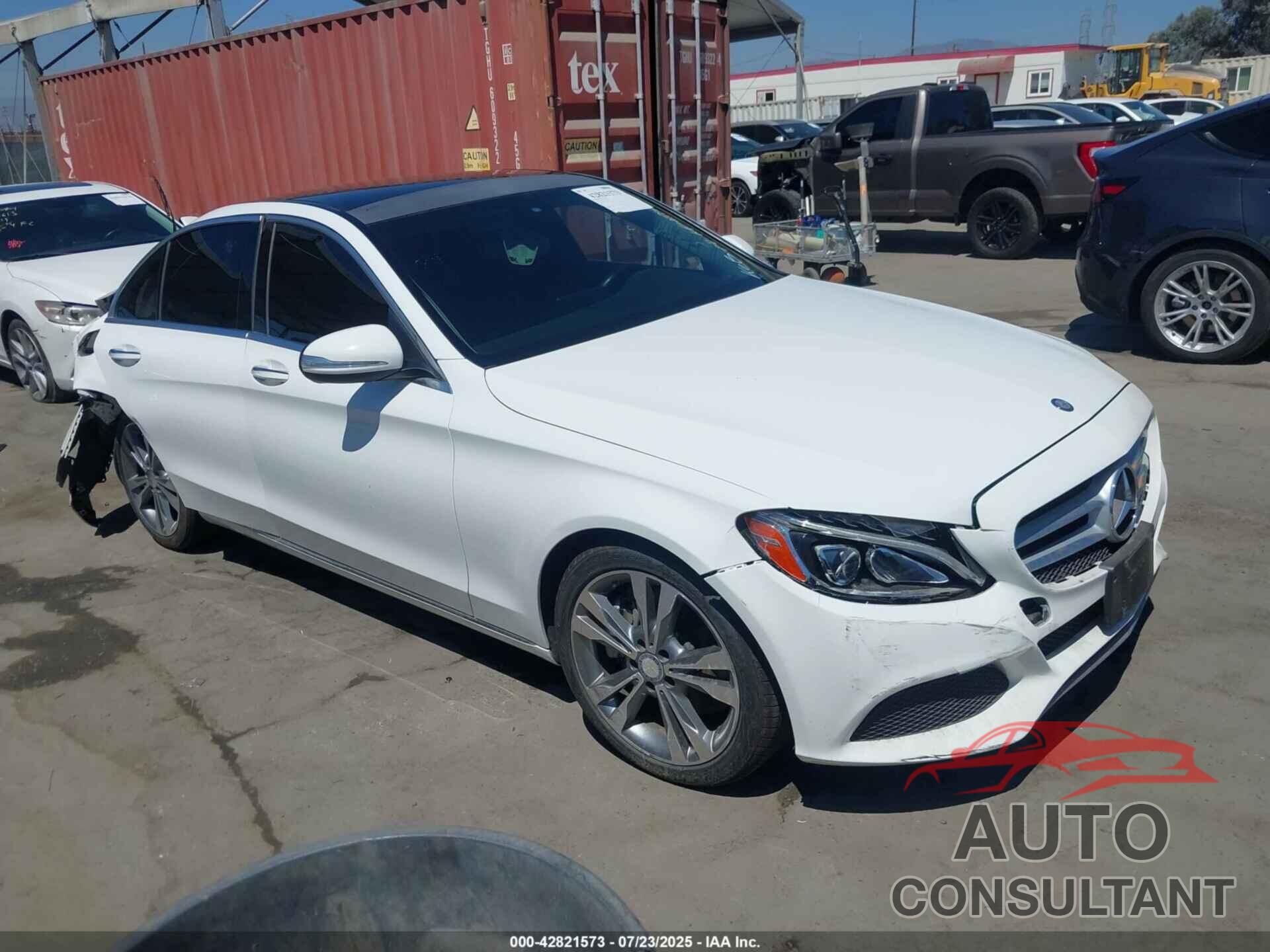 MERCEDES-BENZ C 300 2015 - 55SWF4JB0FU069747