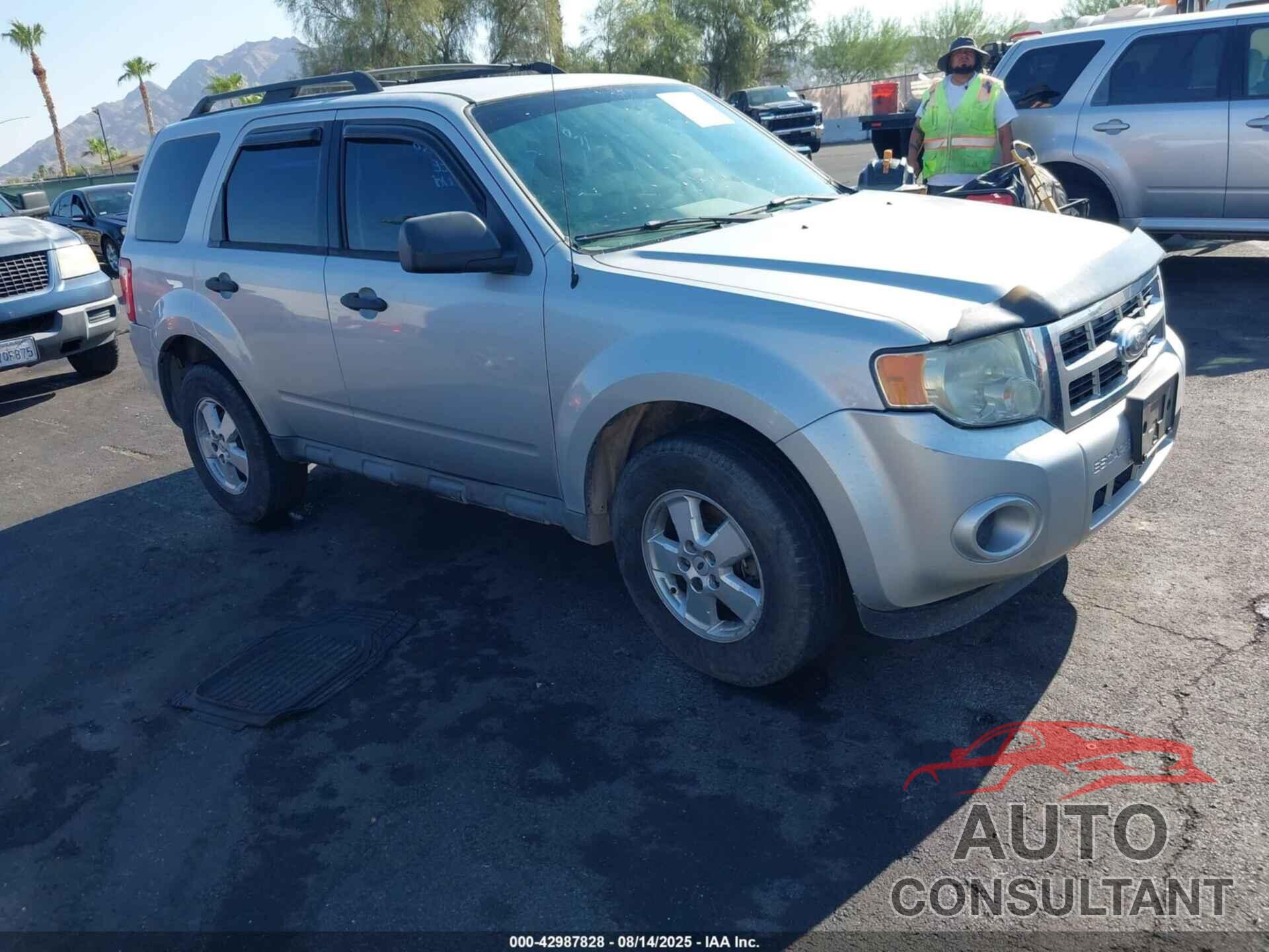 FORD ESCAPE 2009 - 1FMCU92789KC11721