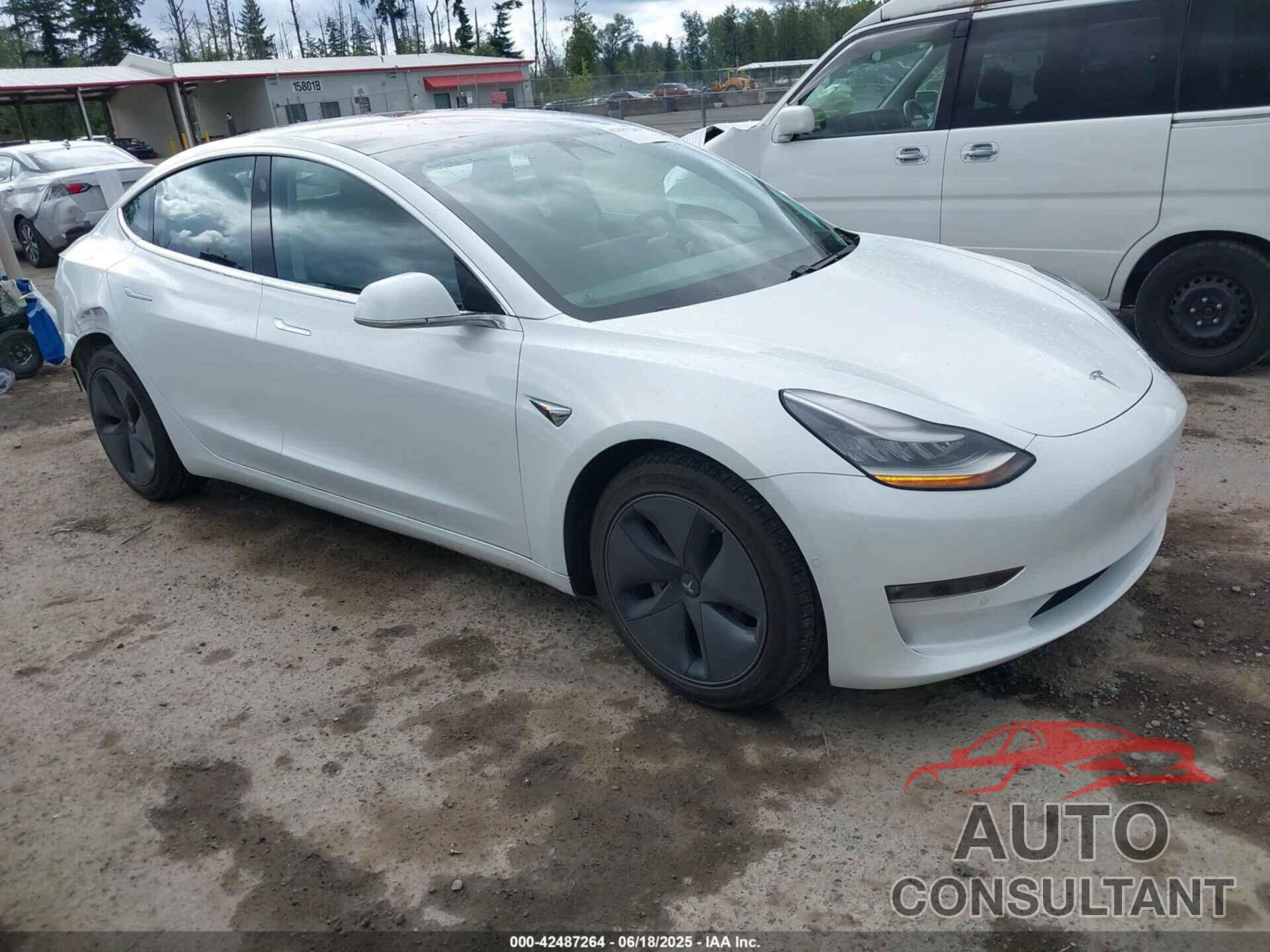 TESLA MODEL 3 2018 - 5YJ3E1EB8JF131405
