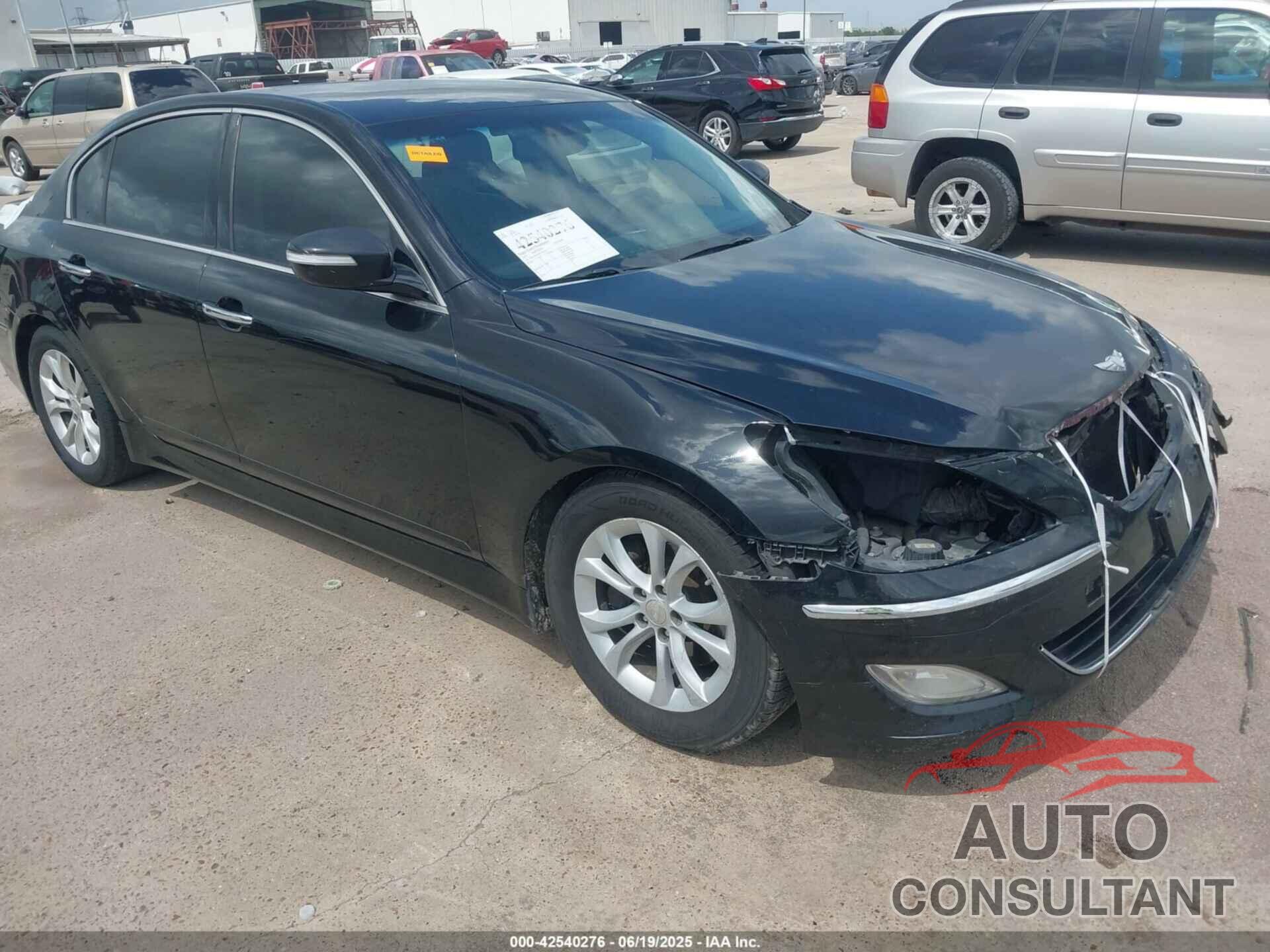 HYUNDAI GENESIS 2013 - KMHGC4DD3DU258176