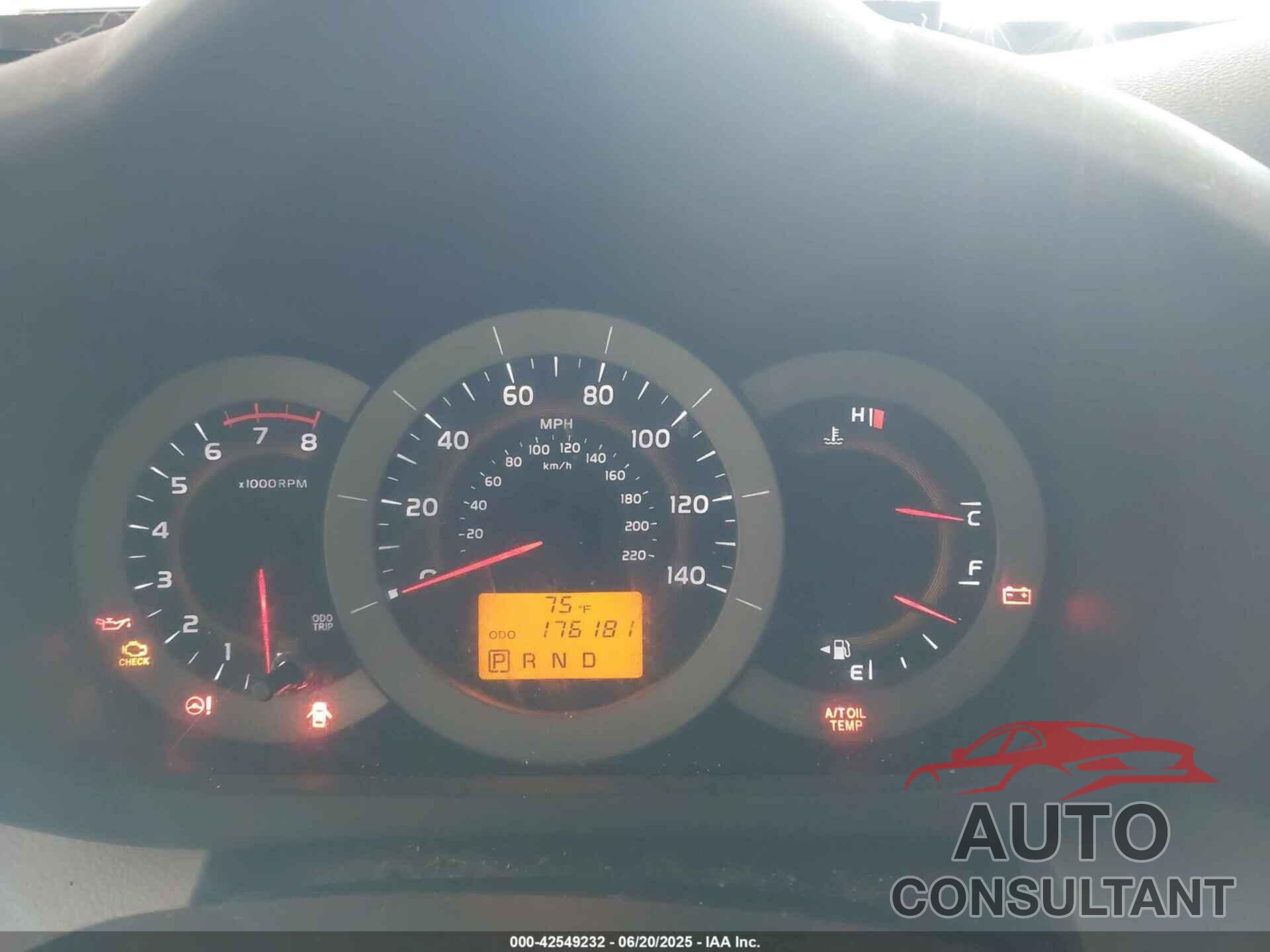 TOYOTA RAV4 2011 - 2T3BF4DV2BW082719