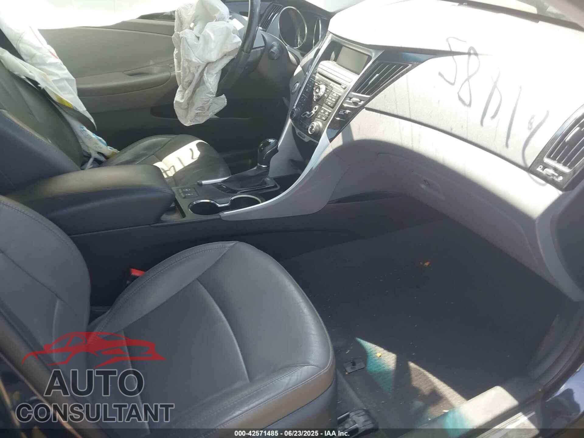 HYUNDAI SONATA 2011 - 5NPEC4AC7BH135575