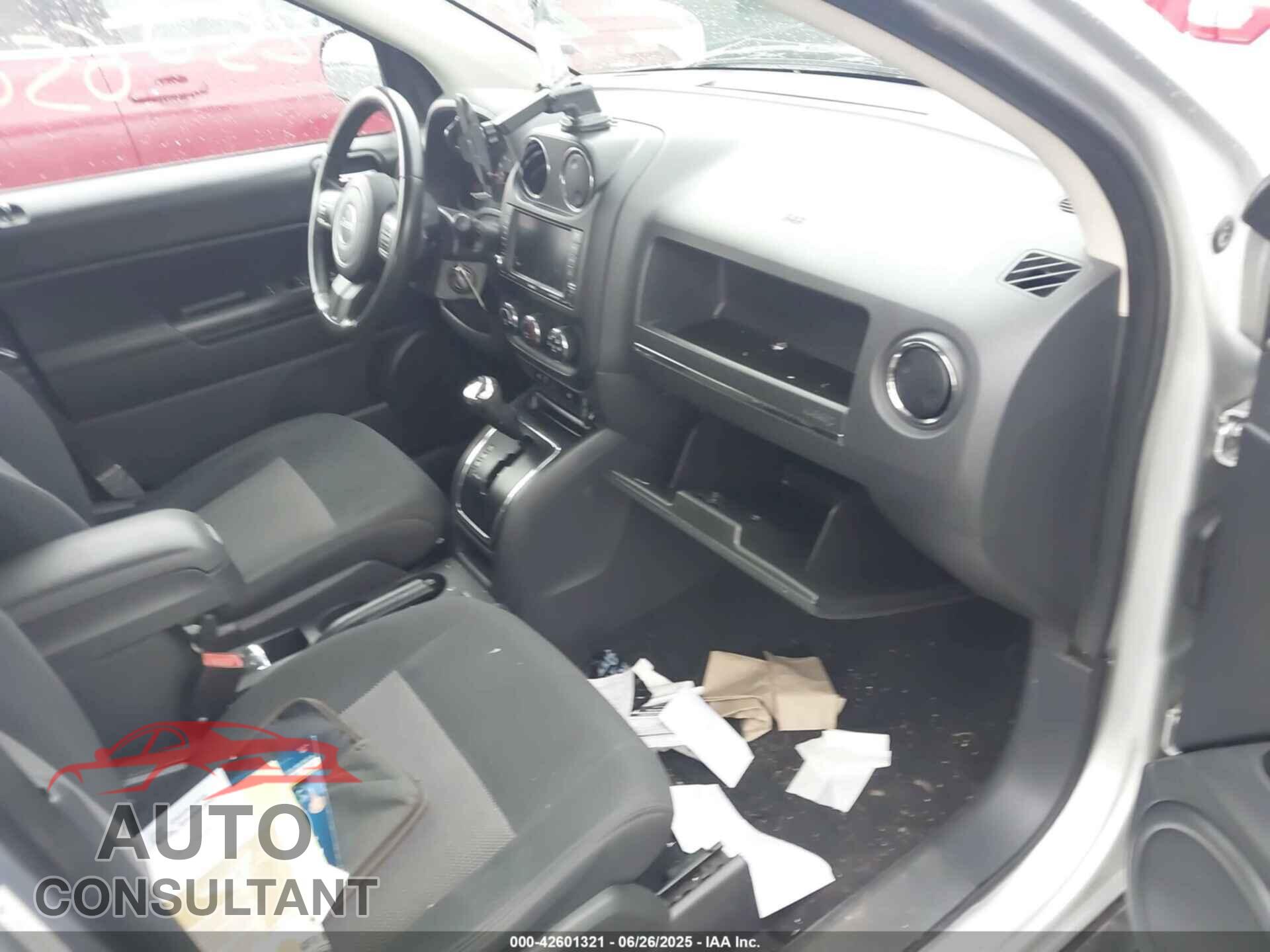 JEEP COMPASS 2011 - 1J4NF1FB3BD280876