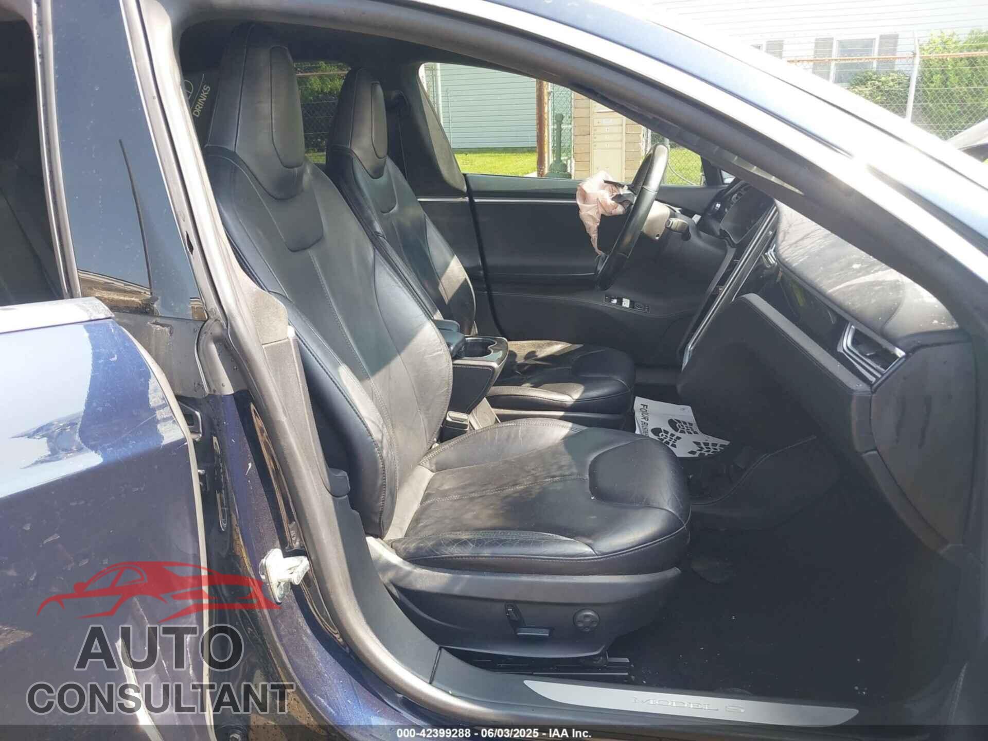 TESLA MODEL S 2014 - 5YJSA1H17EFP65983