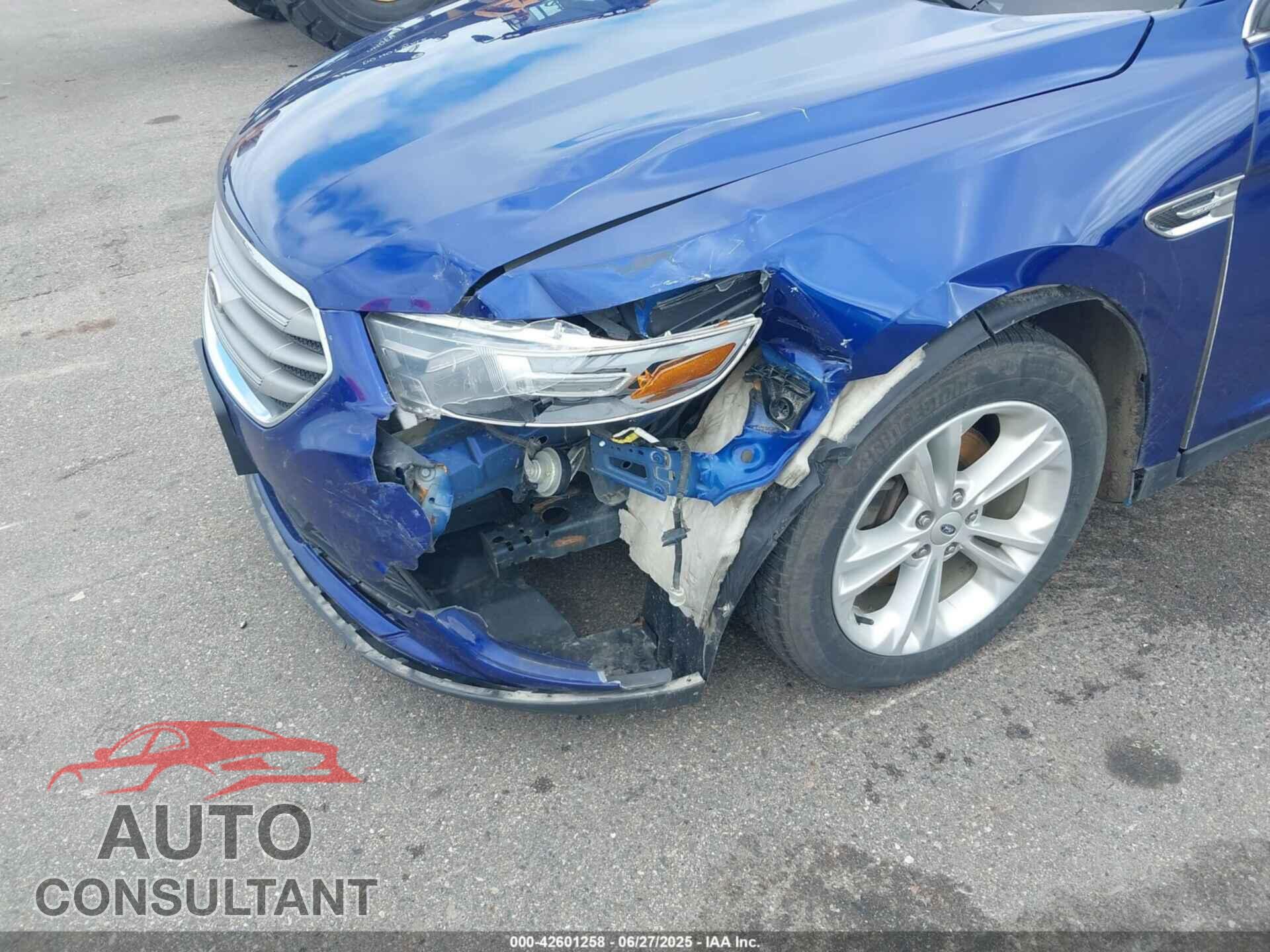 FORD TAURUS 2014 - 1FAHP2E82EG121643