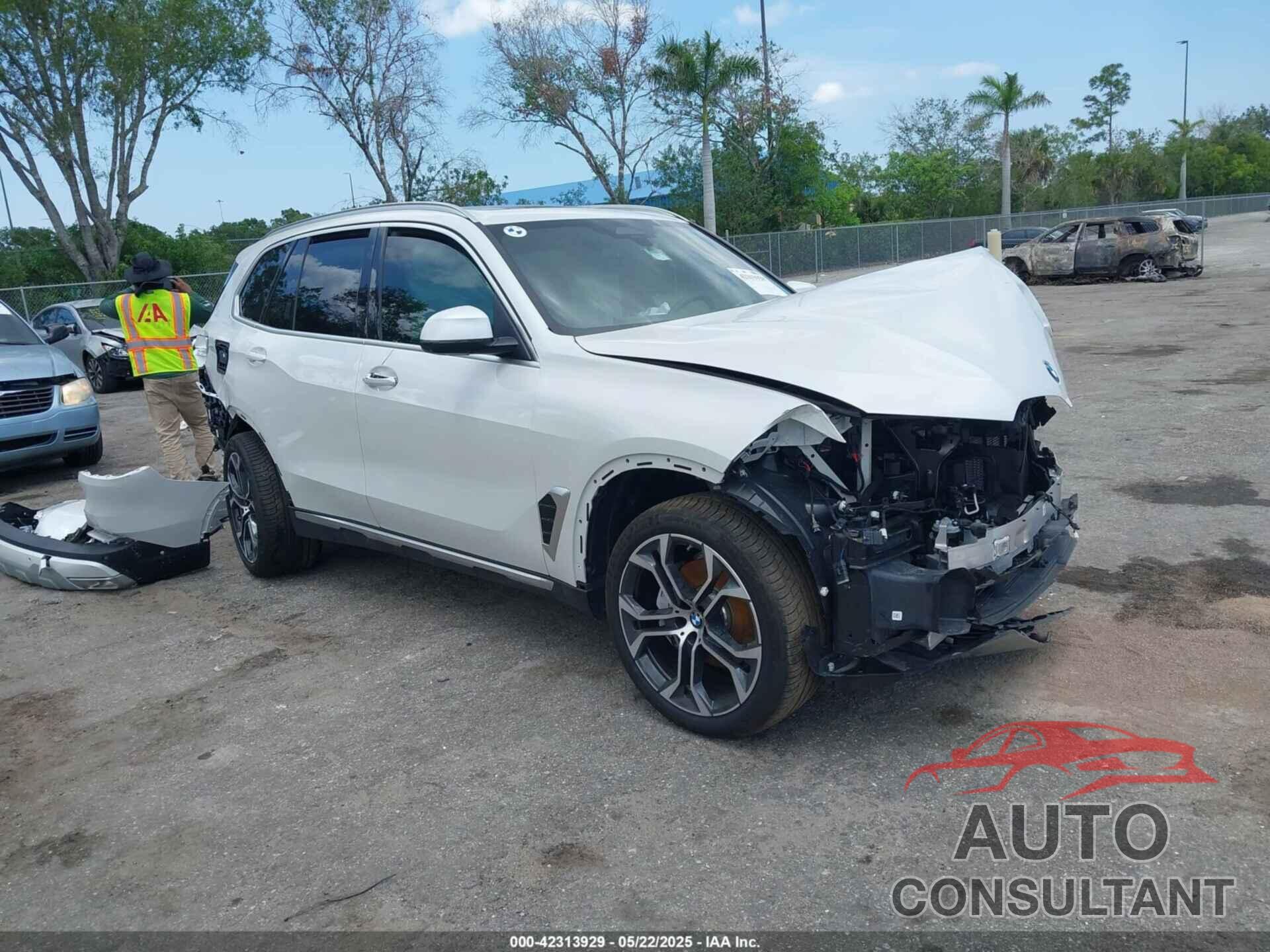 BMW X5 2025 - 5UX13EU07S9X97721