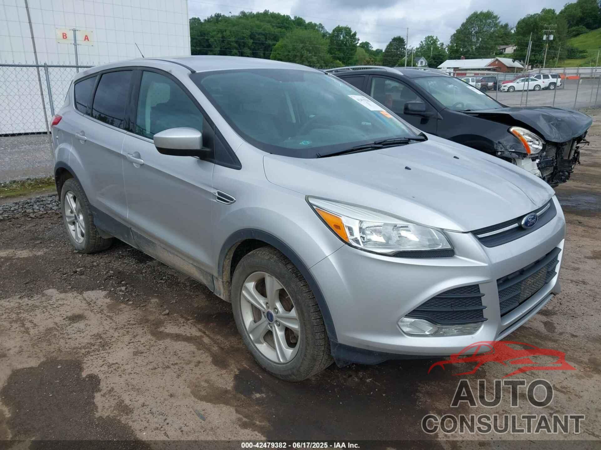 FORD ESCAPE 2015 - 1FMCU9GX3FUB90902