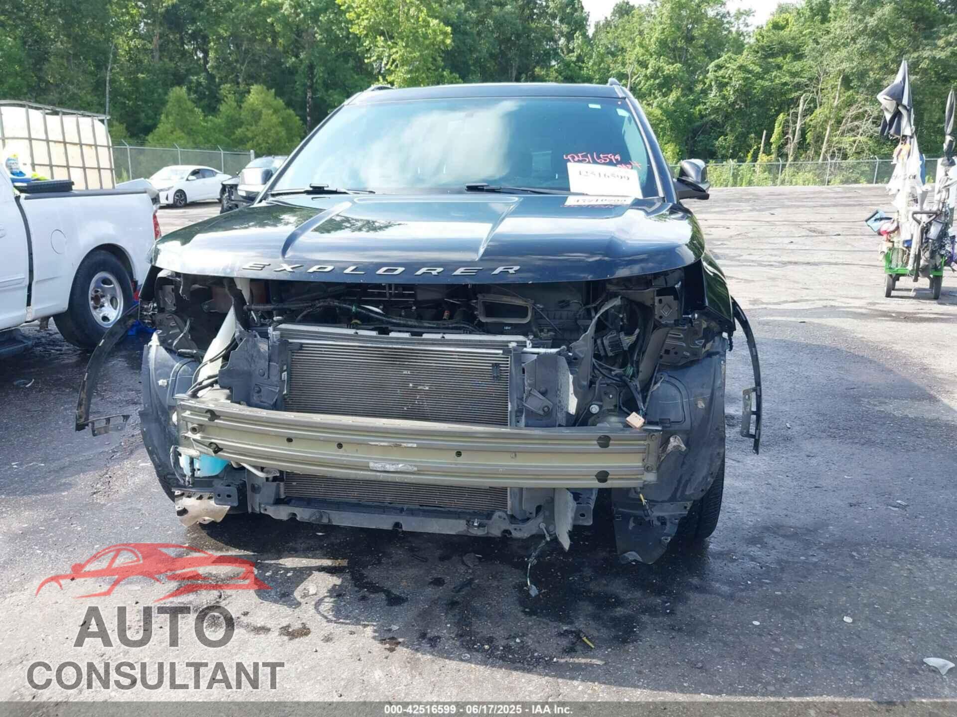 FORD EXPLORER 2018 - 1FM5K7D82JGB75136