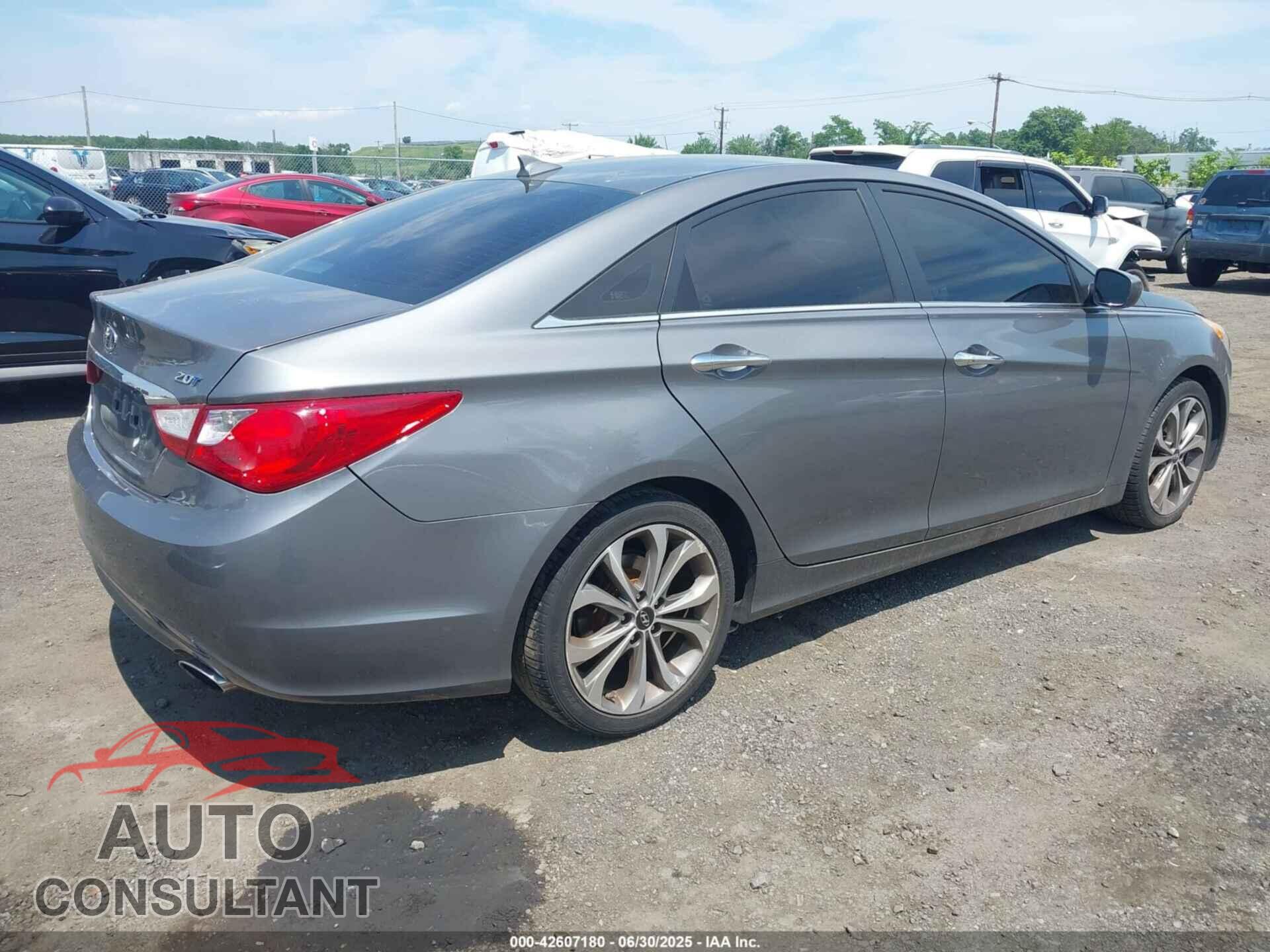 HYUNDAI SONATA 2013 - 5NPEC4AB5DH802458