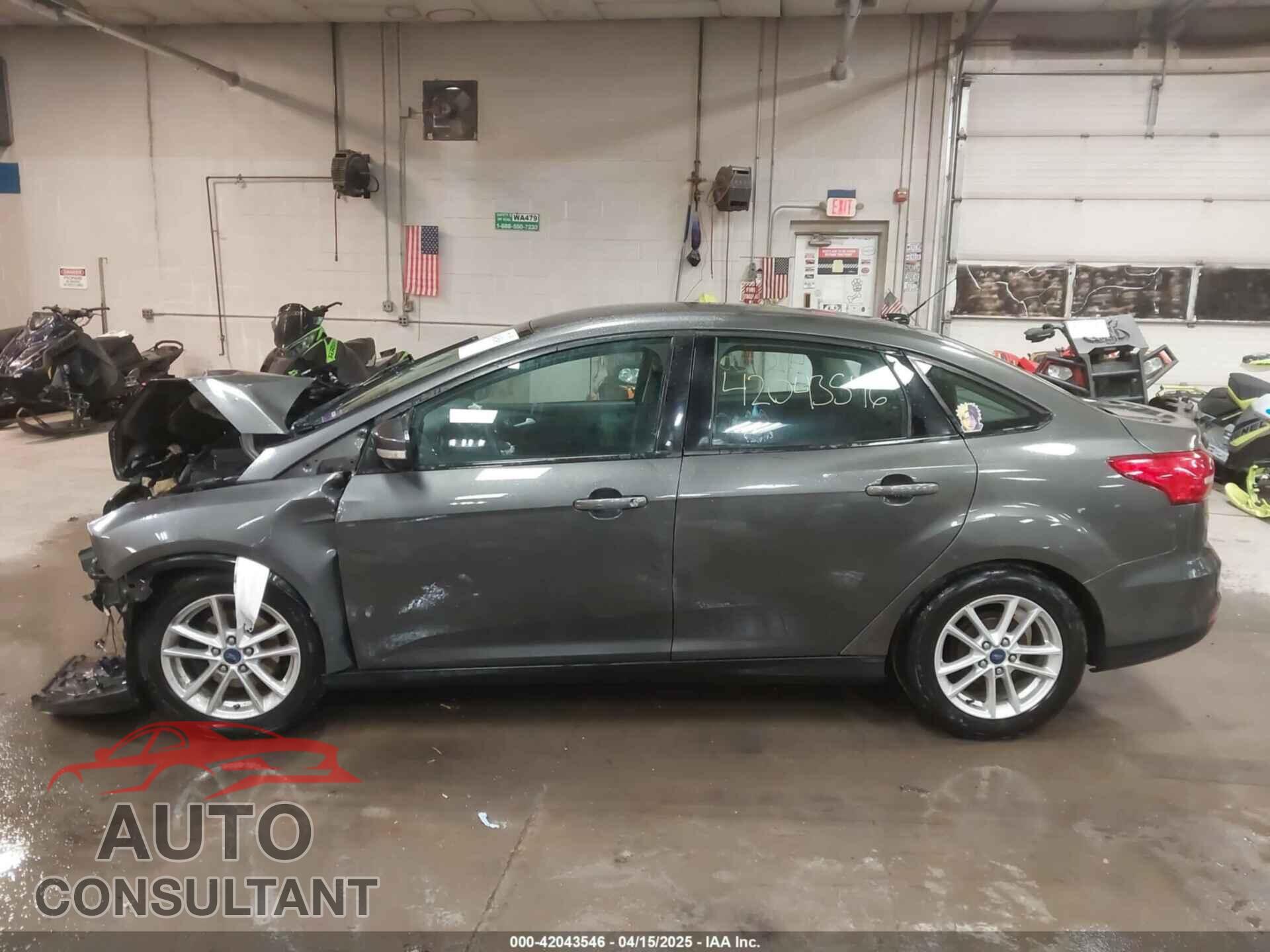 FORD FOCUS 2016 - 1FADP3F21GL247906