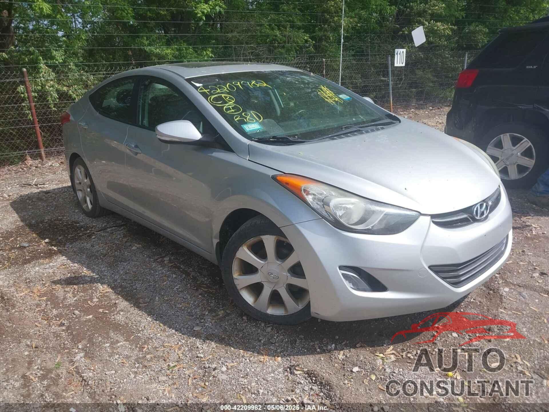 HYUNDAI ELANTRA 2013 - 5NPDH4AE3DH223833