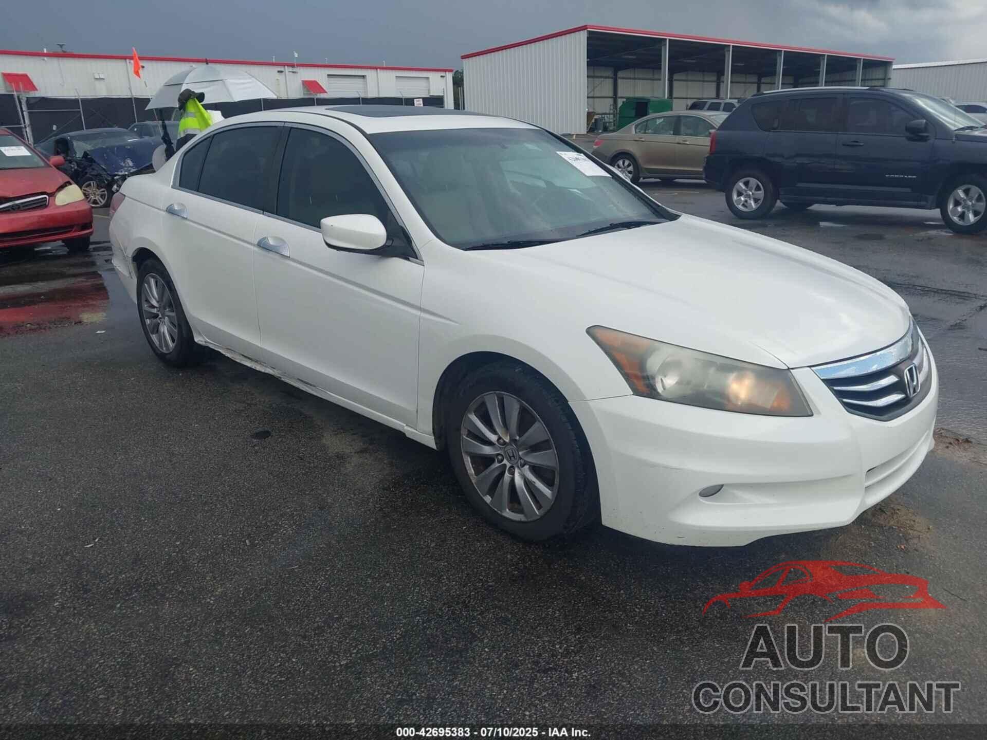 HONDA ACCORD 2012 - 1HGCP3F82CA016093
