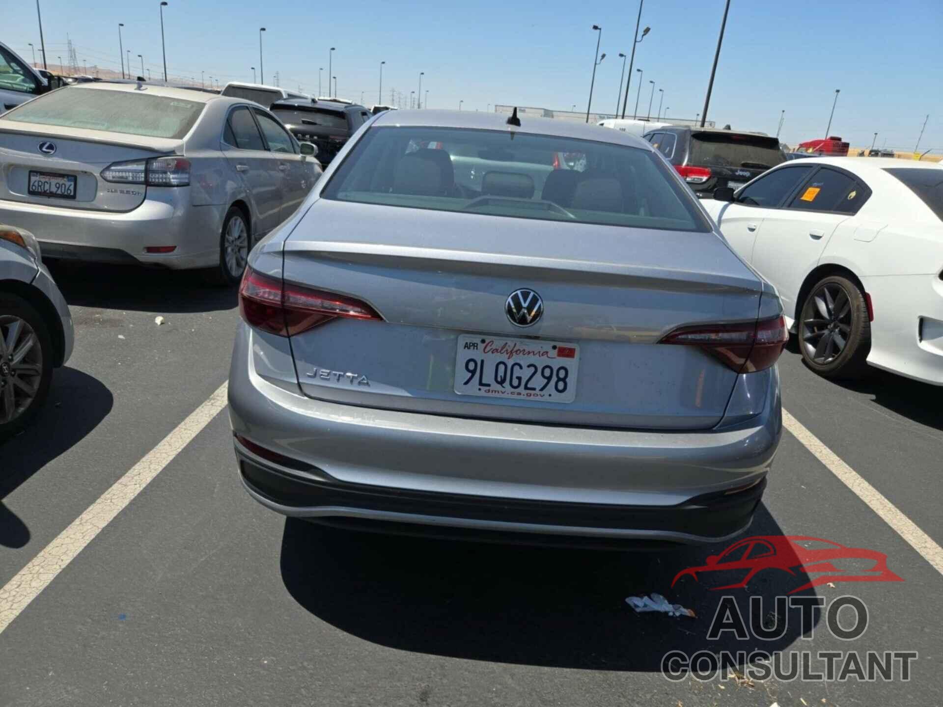 VOLKSWAGEN JETTA 2024 - 3VW5M7BU5RM050645
