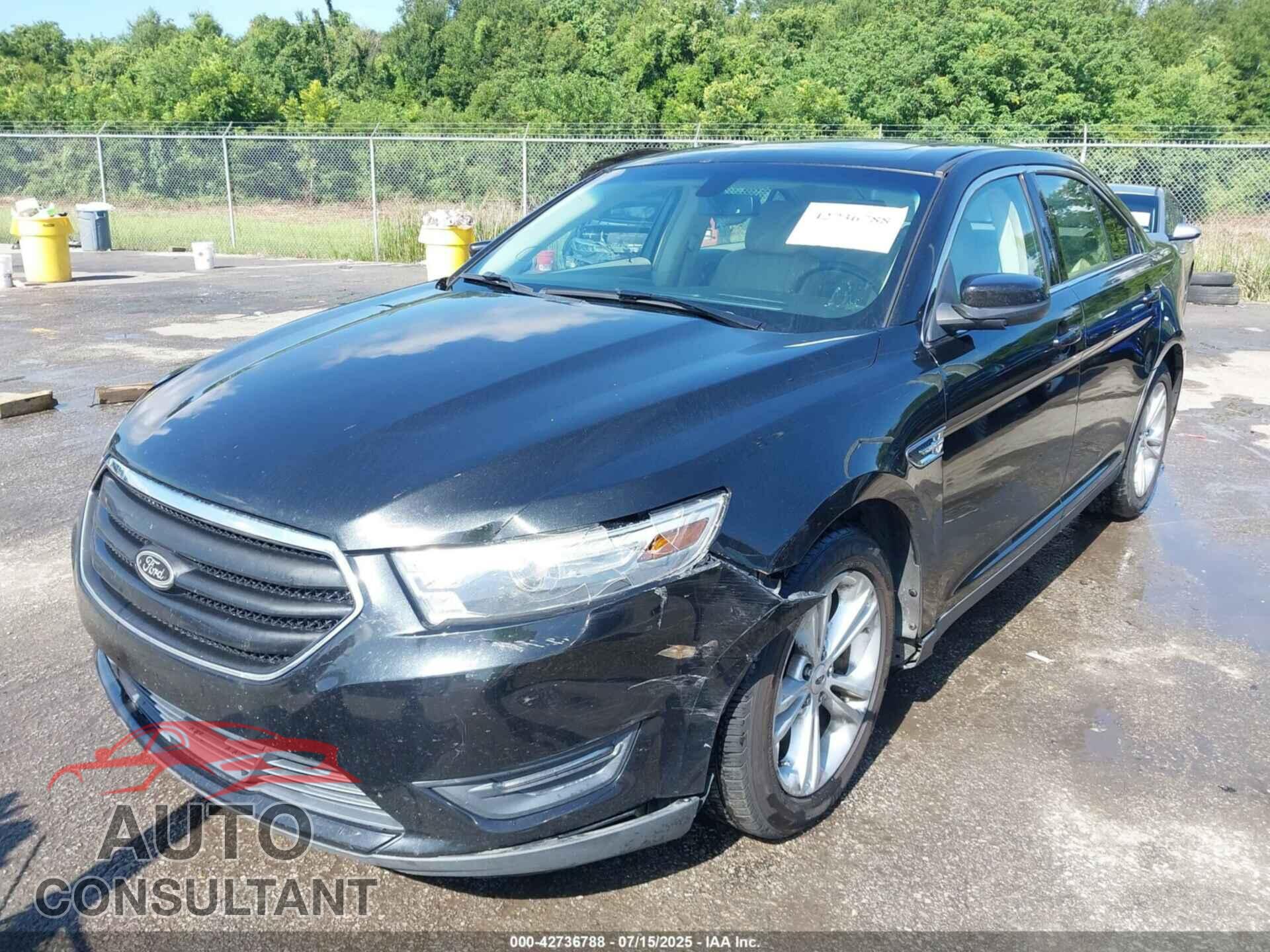 FORD TAURUS 2013 - 1FAHP2E80DG110655