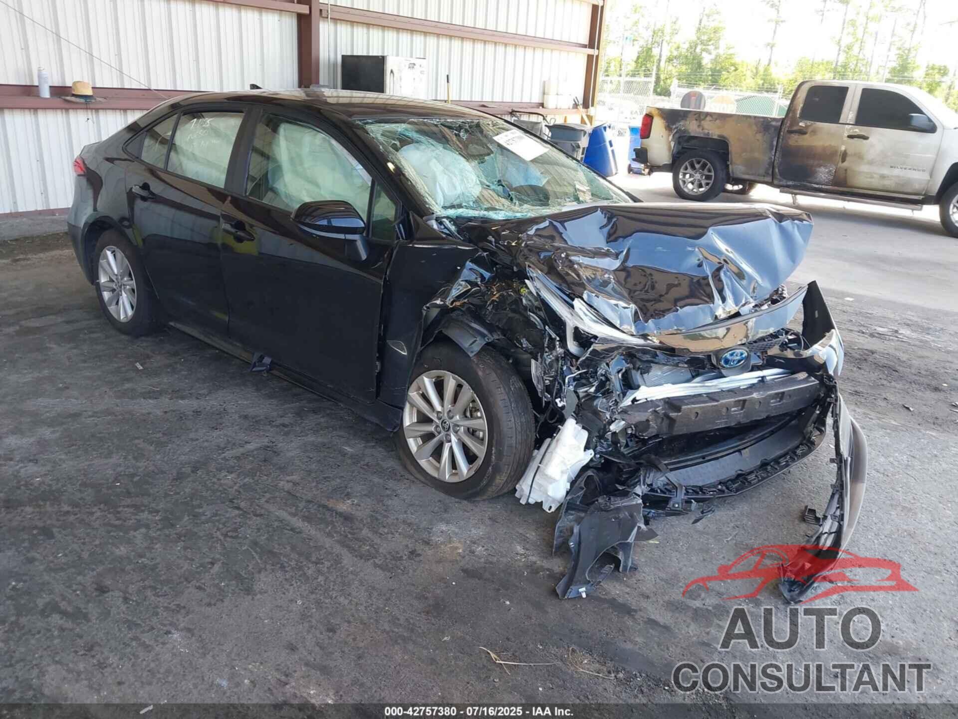 TOYOTA COROLLA 2025 - JTDBCMFE3S3079725