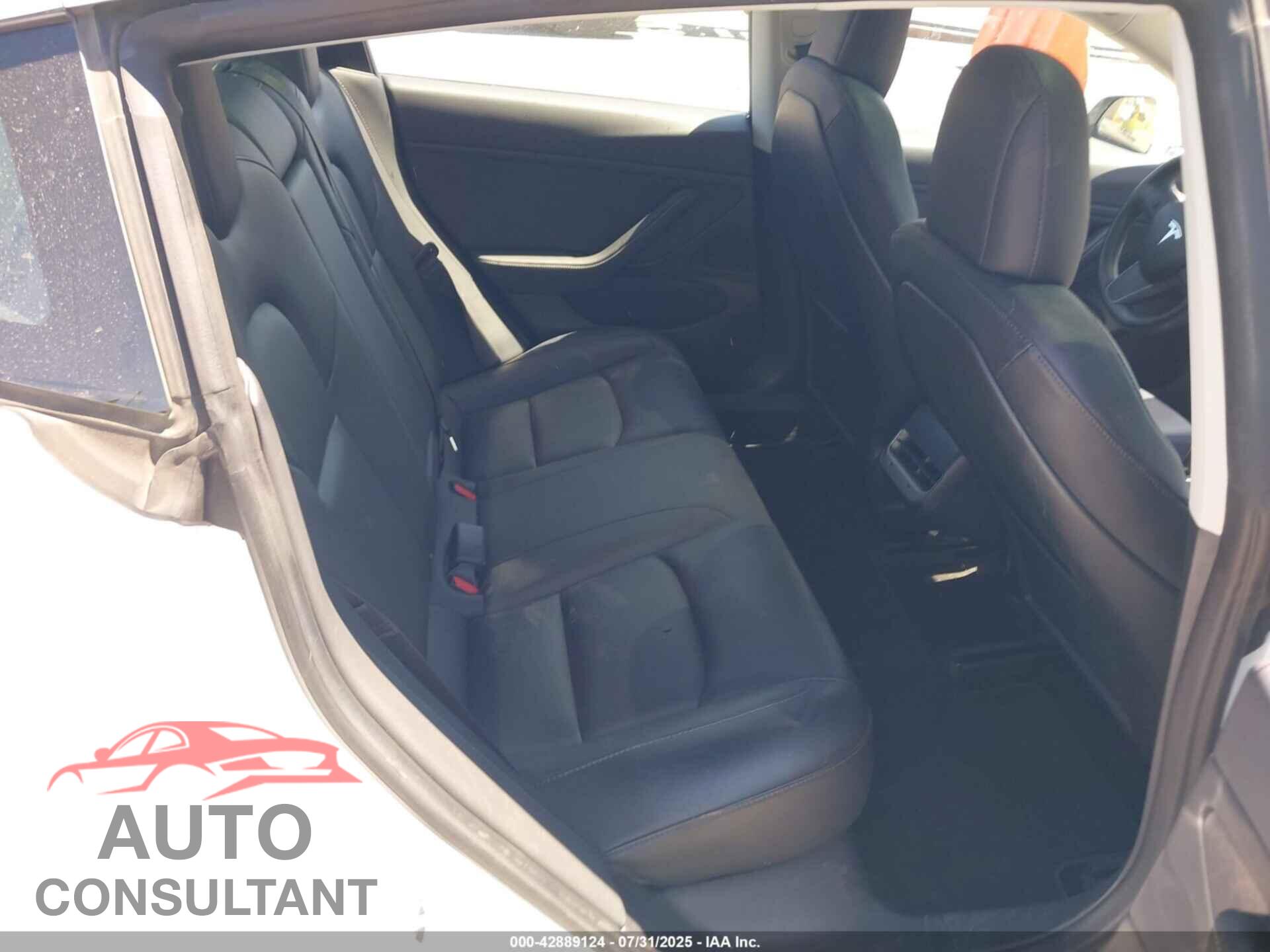 TESLA MODEL 3 2018 - 5YJ3E1EB0JF094690
